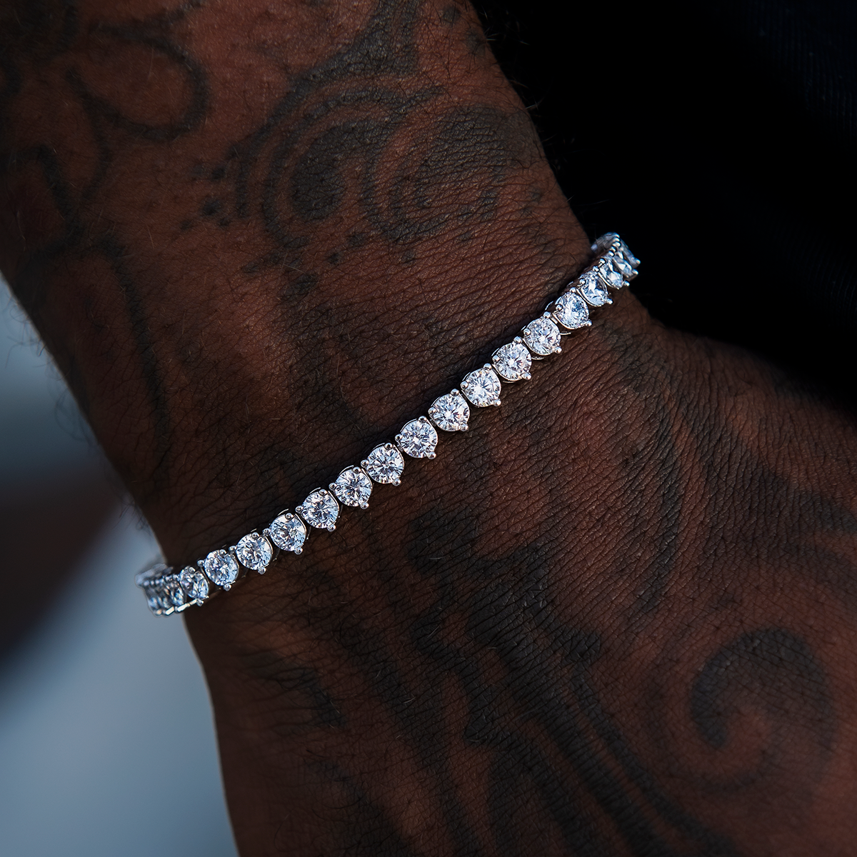 3 Prong Tennis Bracelet in White Gold