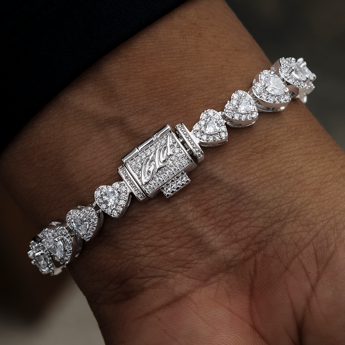 Diamond Heart Cluster Bracelet in White Gold