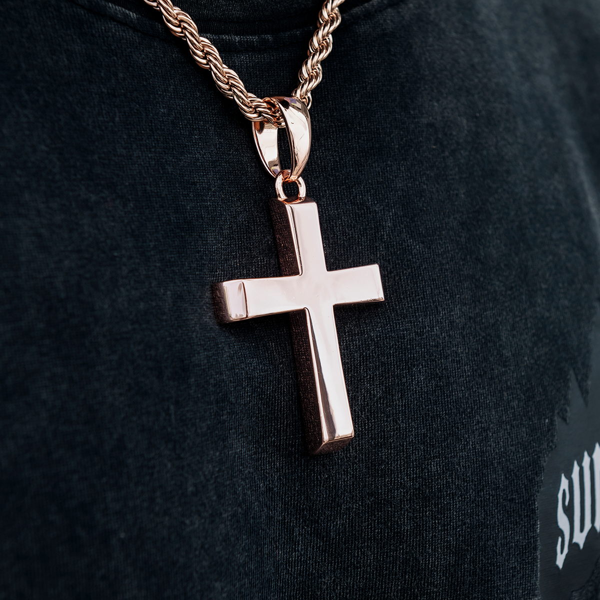 Large Simple Cross Pendant in Rose Gold