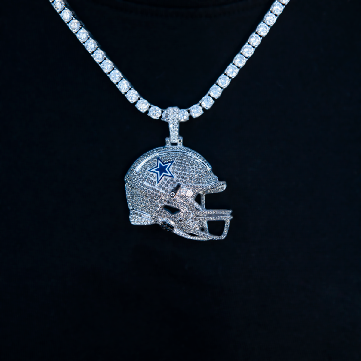 Official NFL 2025 Edition Dallas Cowboys Helmet Pendant