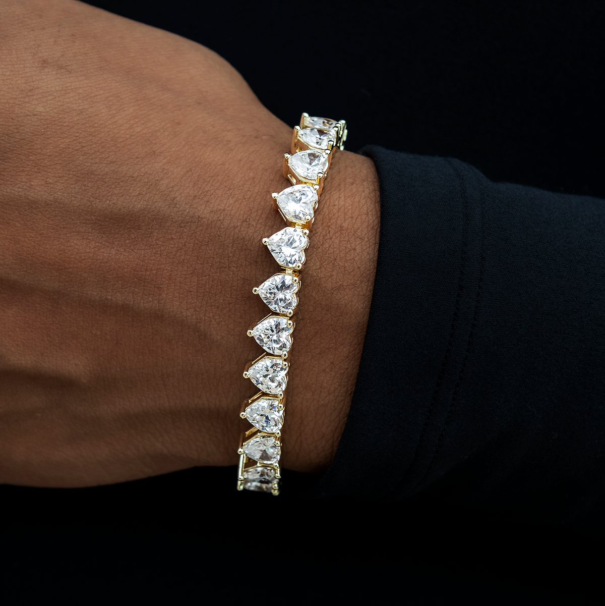 Heart Diamond Tennis Bracelet in Yellow Gold- 6mm