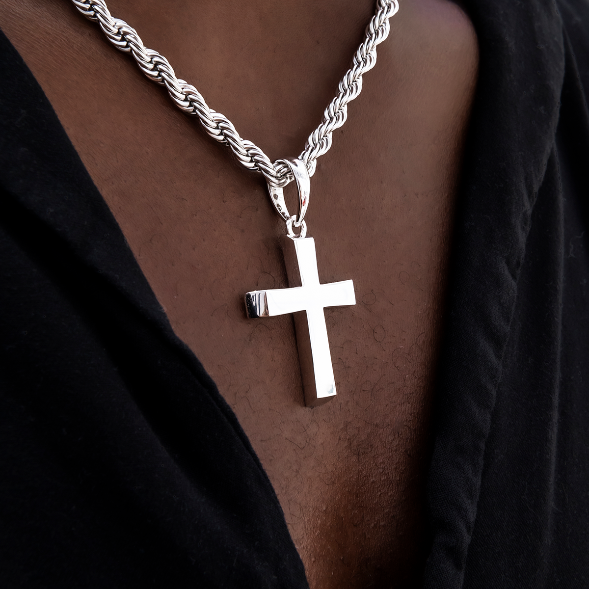 Simple Cross Pendant in White Gold