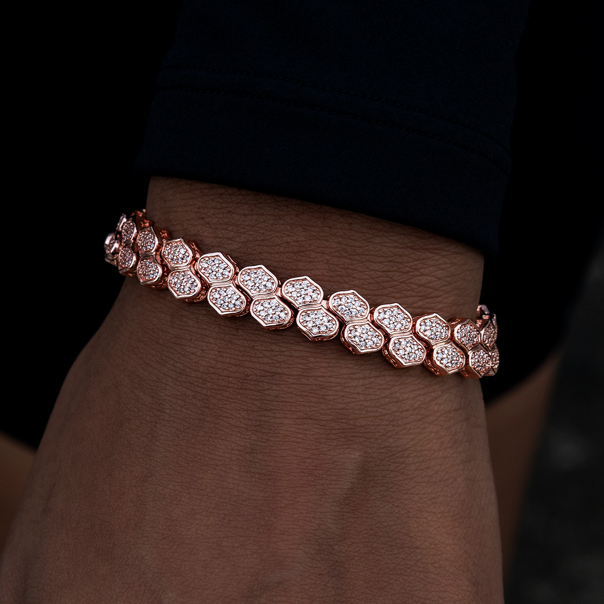 Diamond Pave Flat Reptile Bracelet in Rose Gold-4mm