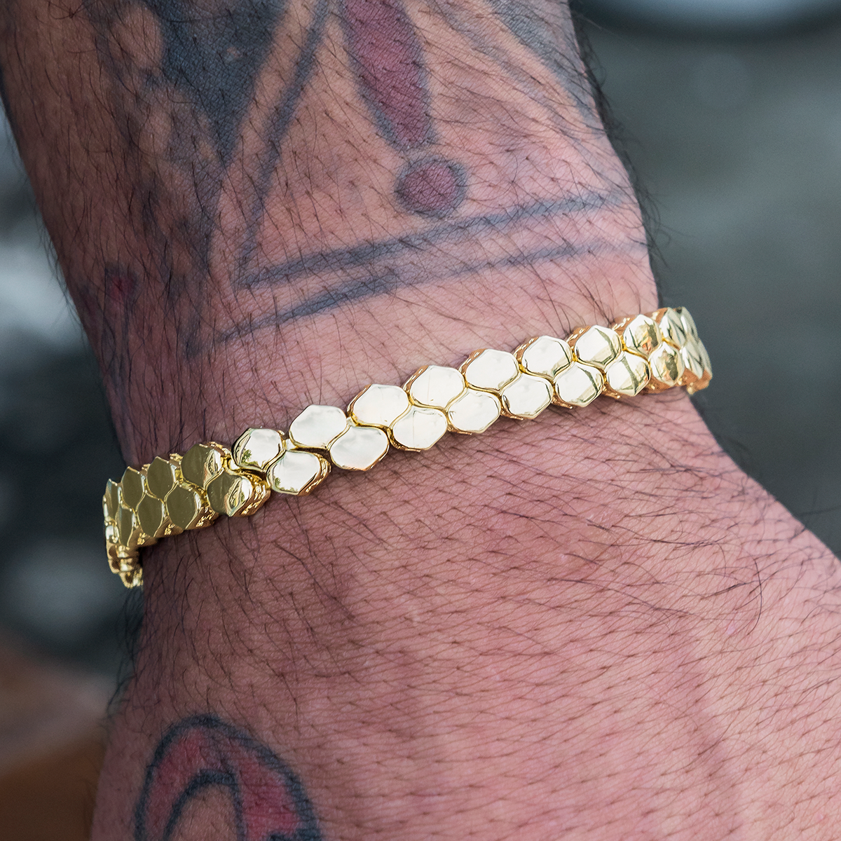 Flat Reptile Bracelet in Yellow Gold-4mm