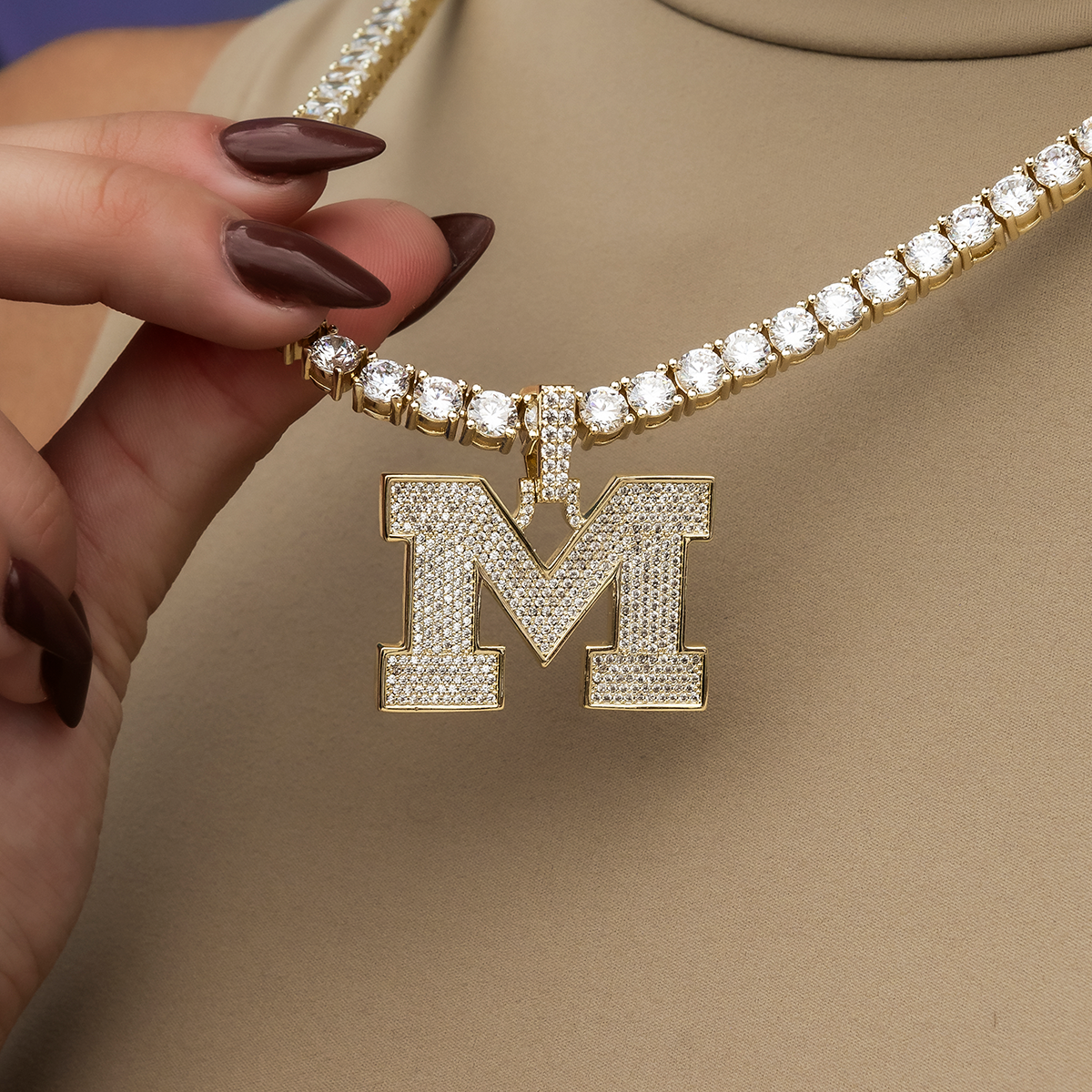 University of Michigan Wolverines Official NCAA Micro Logo Pendant in Yellow Gold