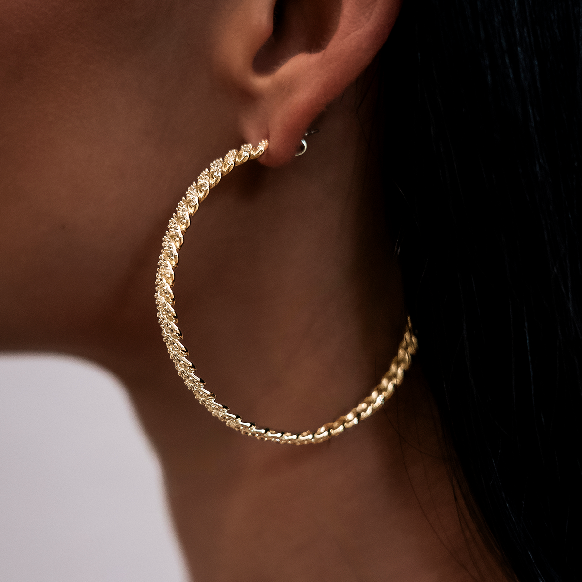 Diamond Prong Hoop Earrings in Yellow Gold