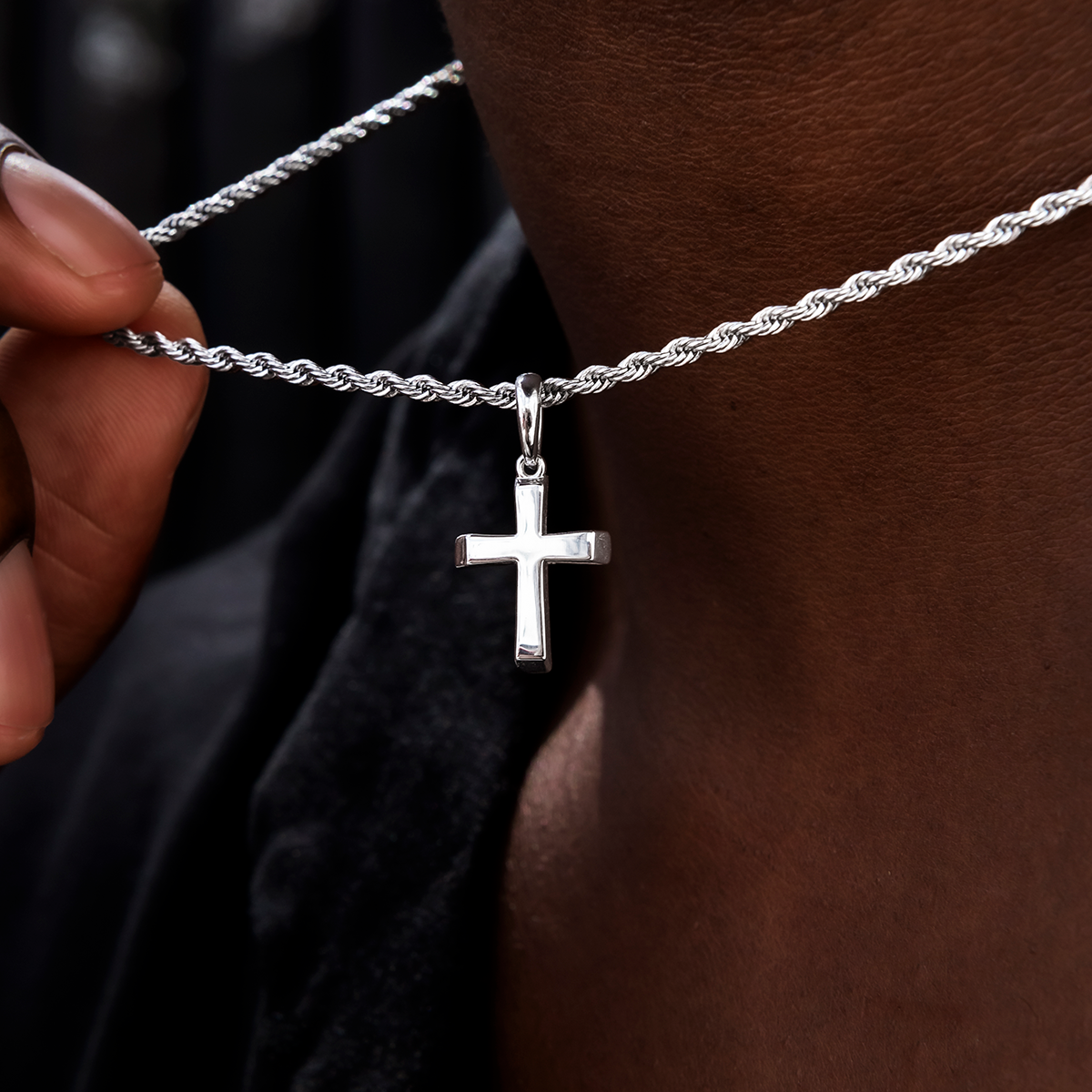 Micro Simple Cross Pendant in White Gold