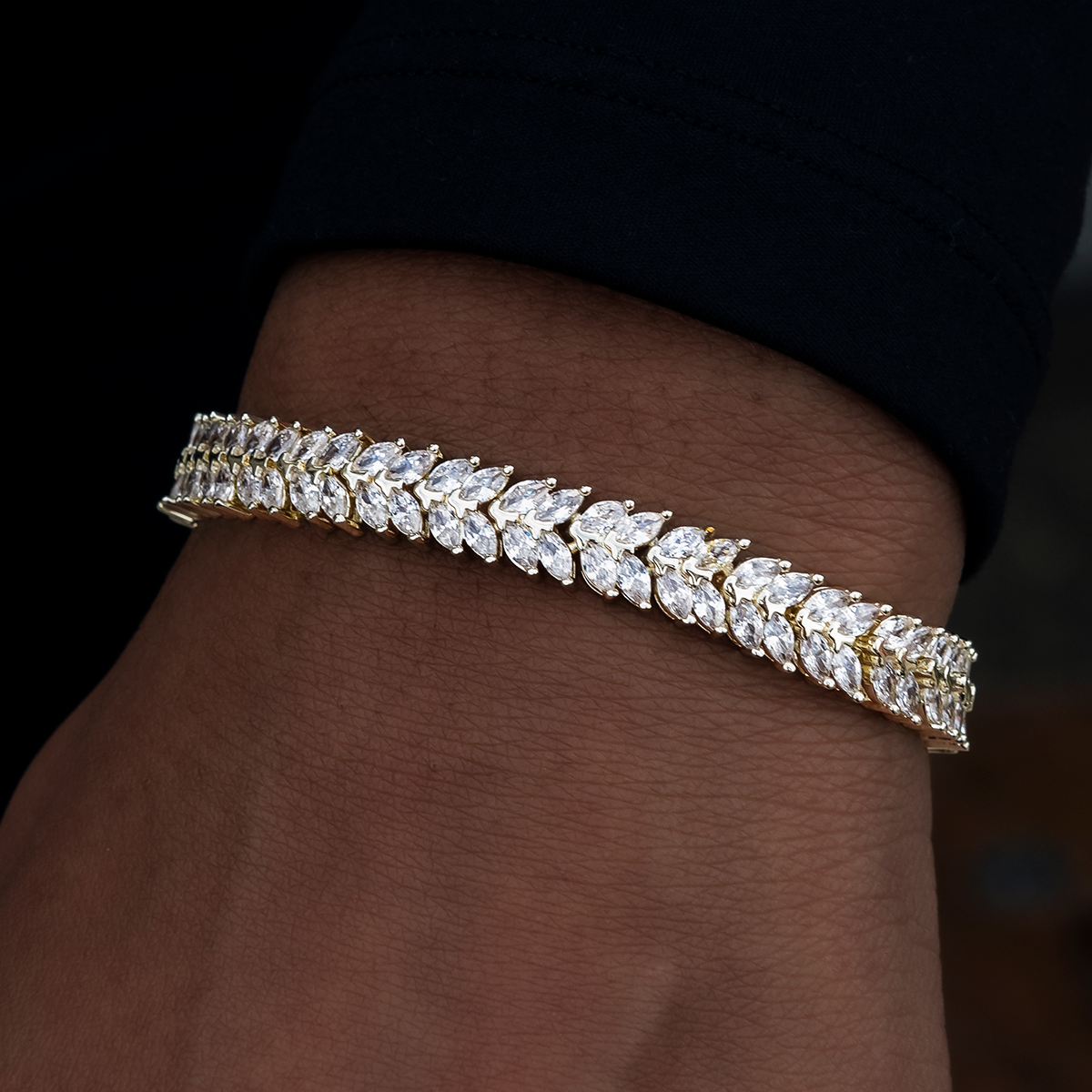 Iced Herringbone Bracelet in Yellow Gold- 7mm