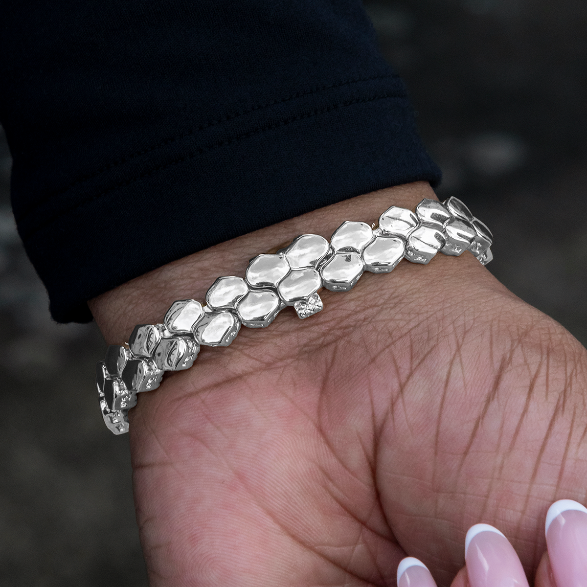 Flat Reptile Bracelet in White Gold-4mm