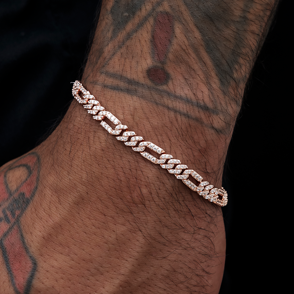 Diamond Figaro Bracelet in Rose Gold- 6mm