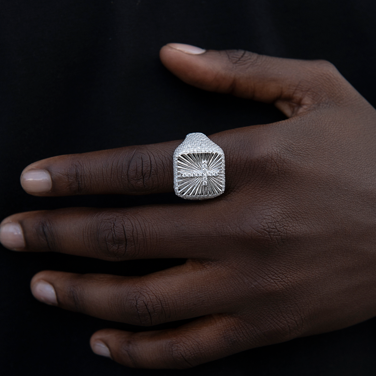 Textured Cross Signet Ring in White Gold Vermeil