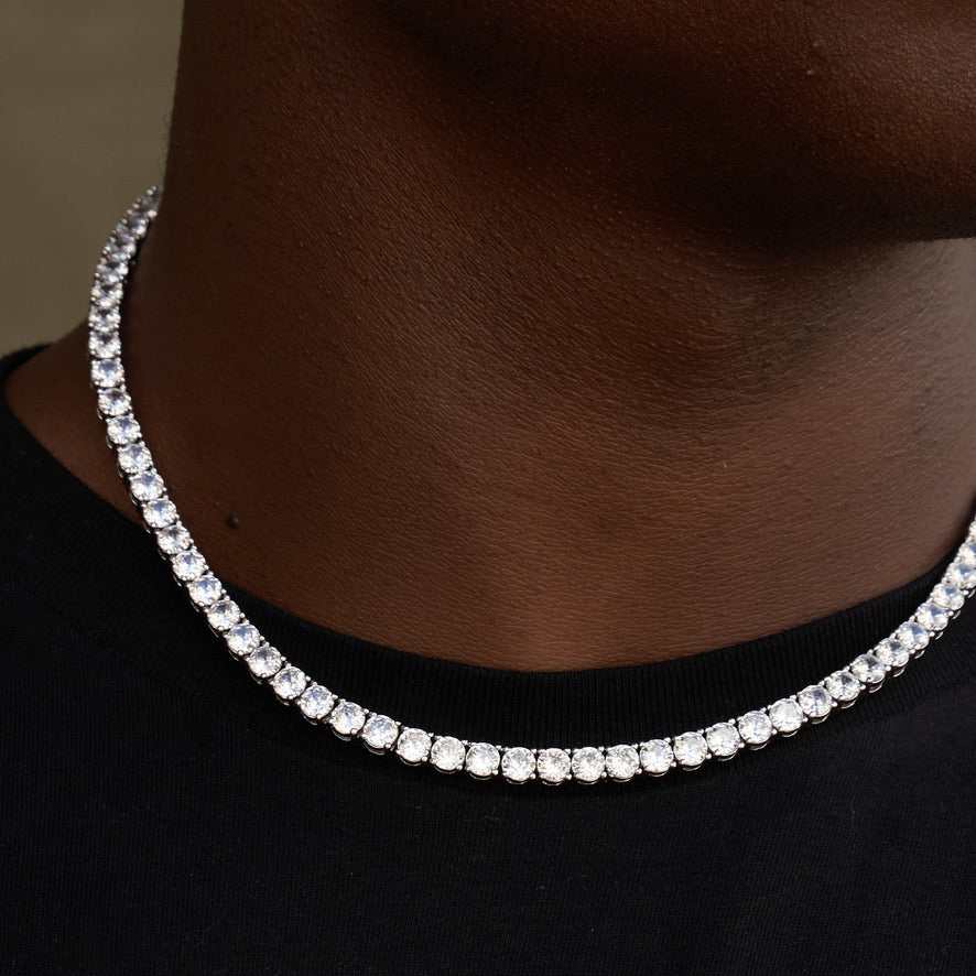 Diamond Tennis Necklace in White Gold- 5mm