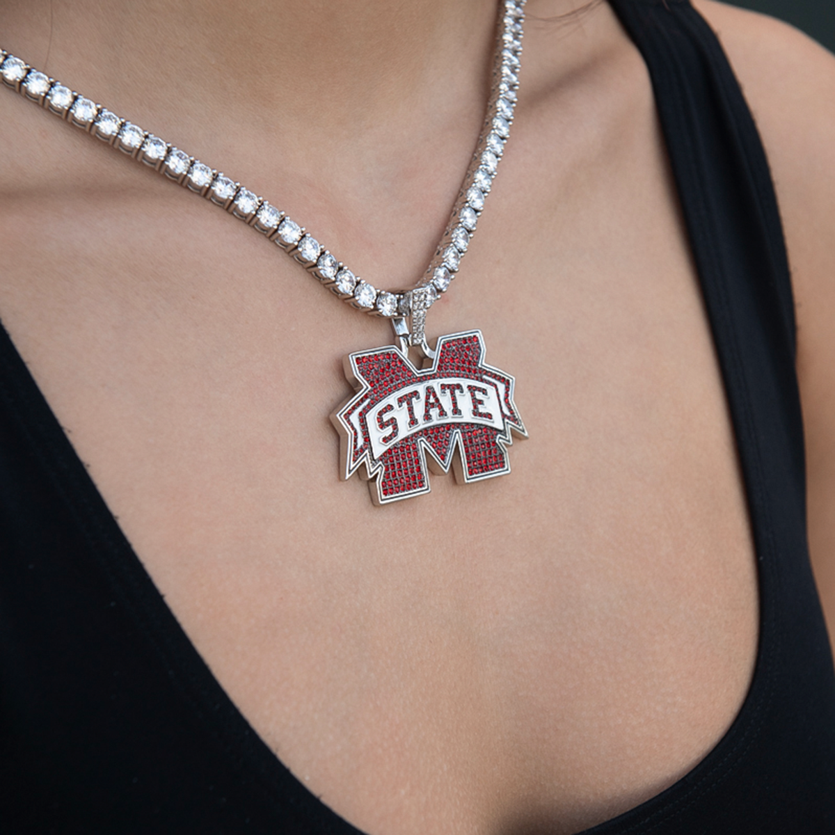 Mississippi State Bulldogs Official NCAA Logo Pendant