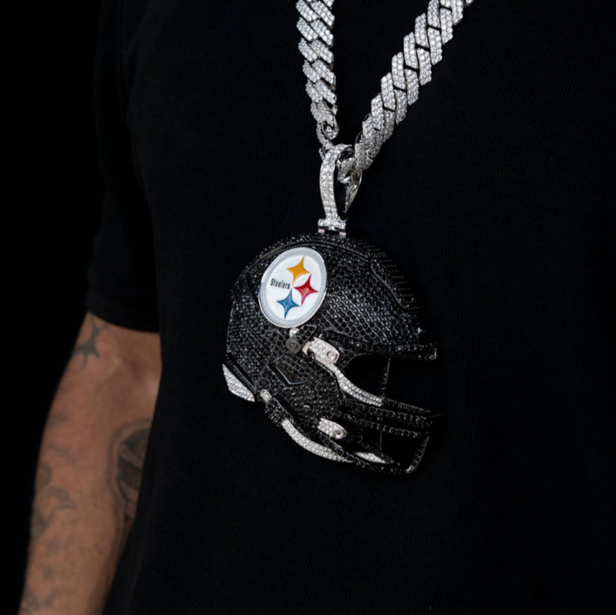 Giant Pittsburgh Steelers Official NFL Helmet Pendant