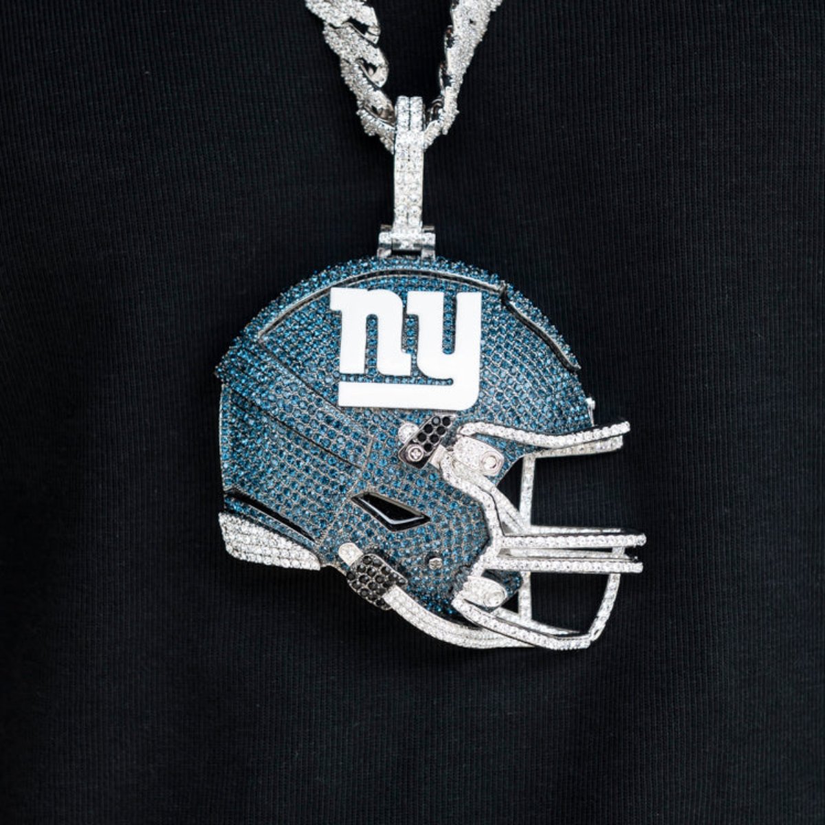 Giant New York Giants Official NFL Helmet Pendant