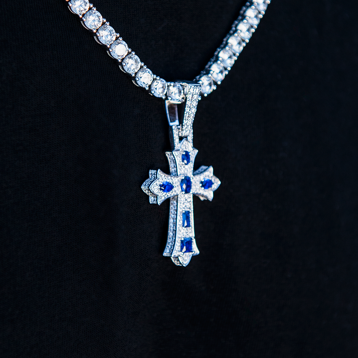 Sapphire Gothic Cross Pendant in White Gold