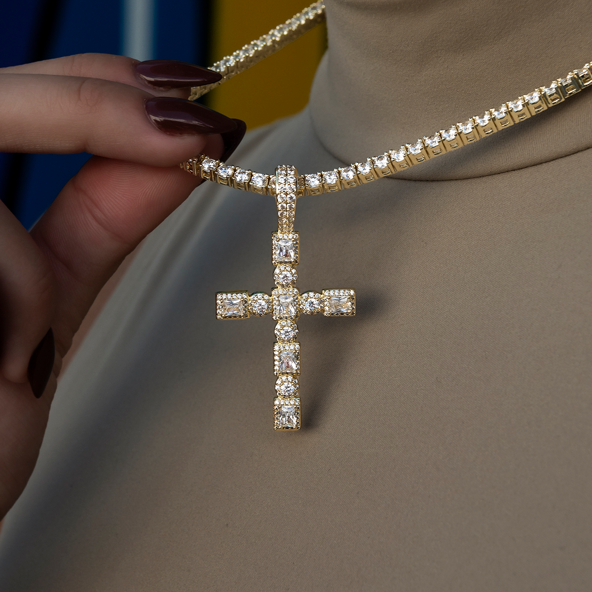 Diamond Pave Cushion Circle Cross Pendant in Yellow Gold