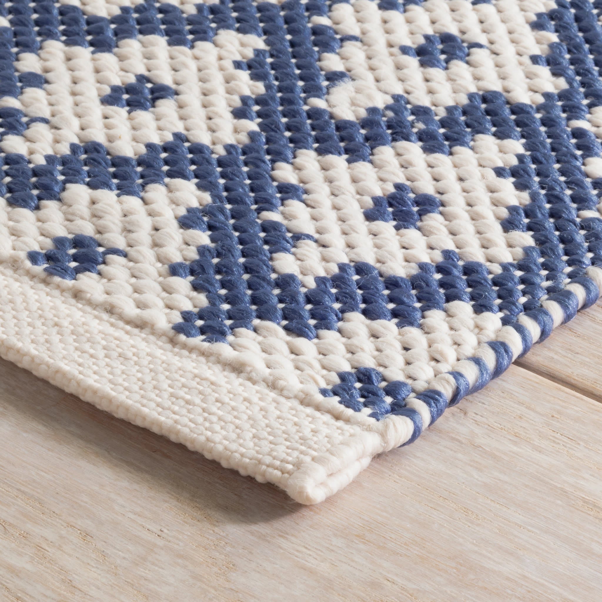 Samode Denim/Ivory Handwoven Indoor/Outdoor Rug