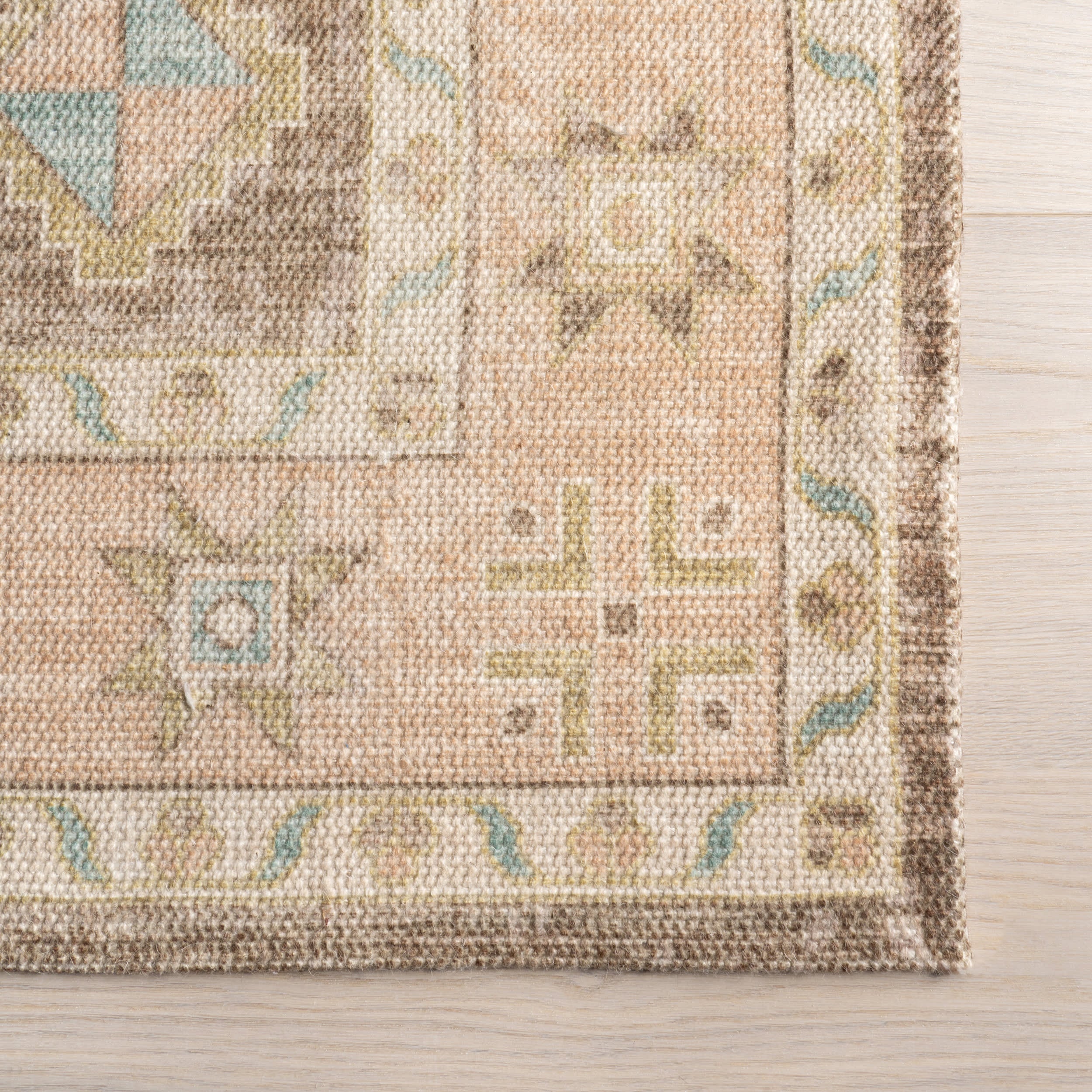 Fawn Medallion Wool and Cotton Rug | Brown