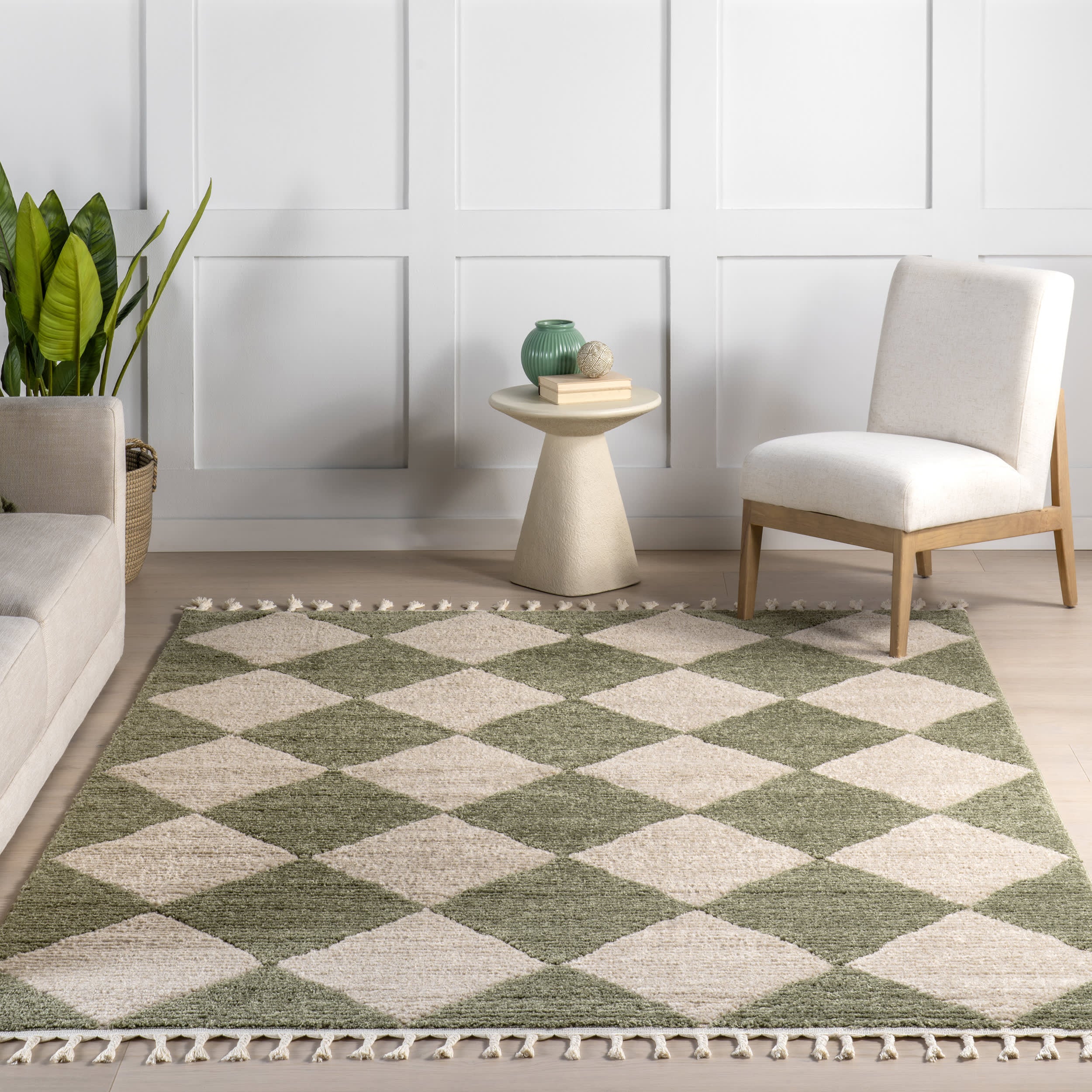 Aylin Diamond Tasseled Rug | Green