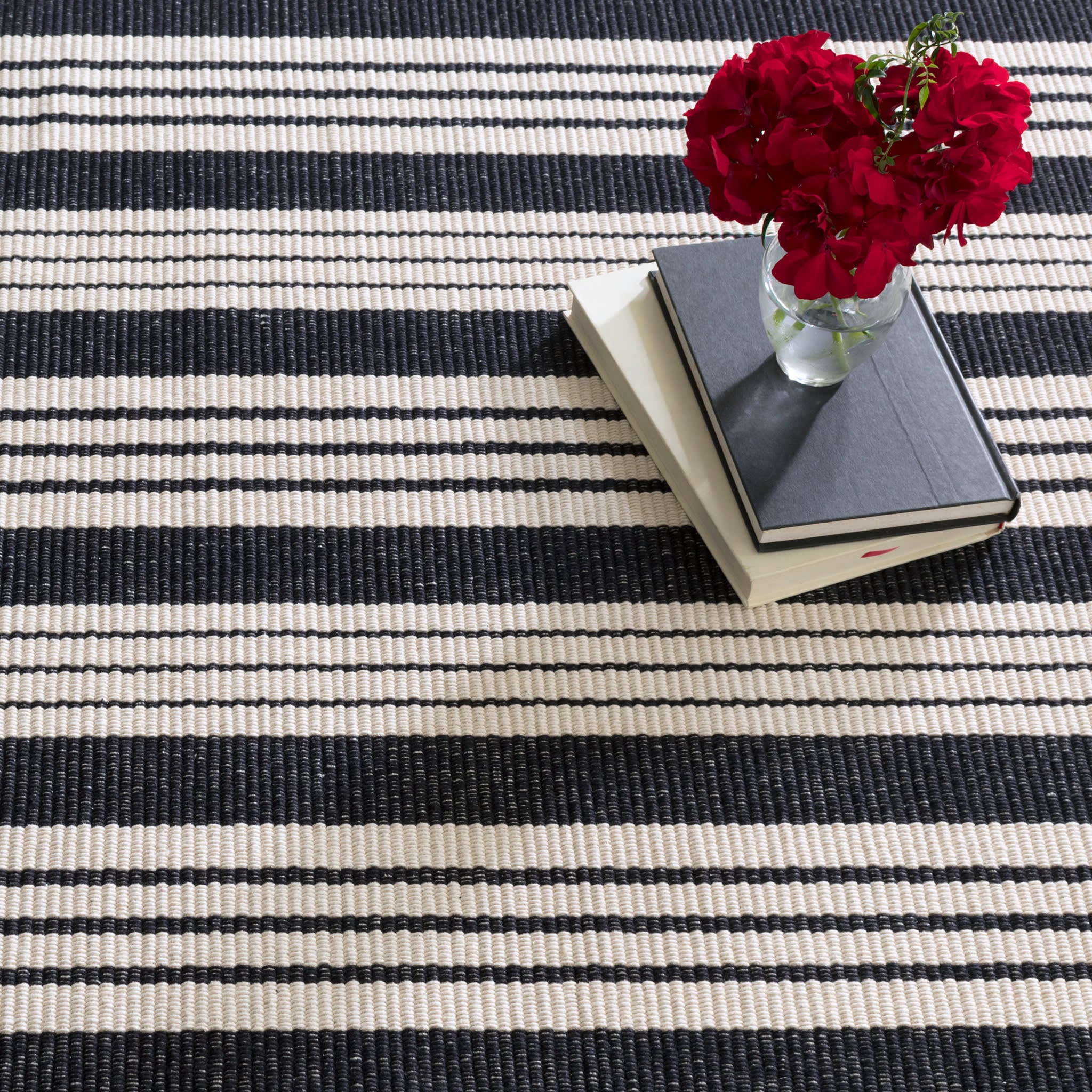 Birmingham Black Handwoven Cotton Rug