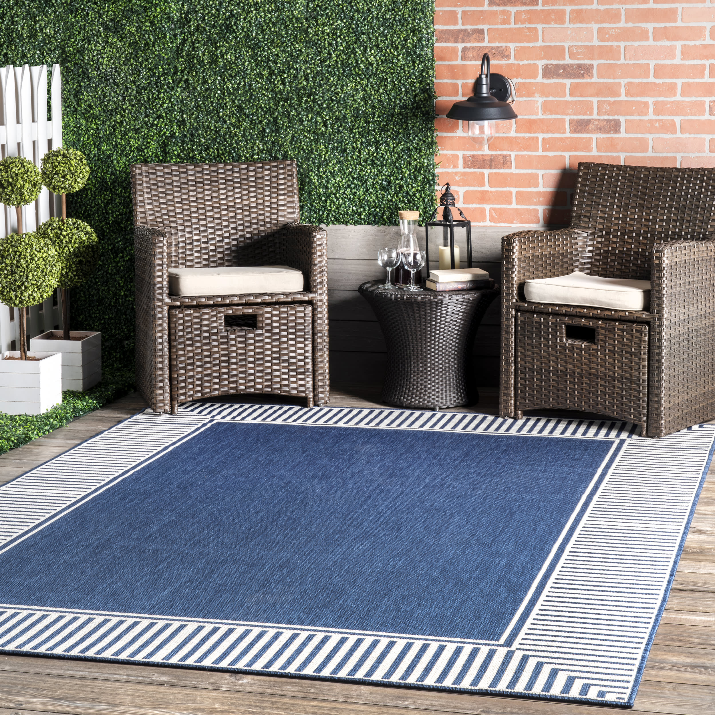 Striped Border Indoor/Outdoor Flatweave Rug | Navy