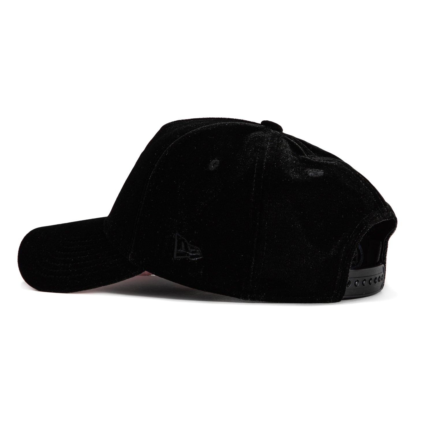 New Era 9Forty A-Frame Velvet Chicago Blackhawks 2015 Winter Classic Patch Snapback Hat - Black