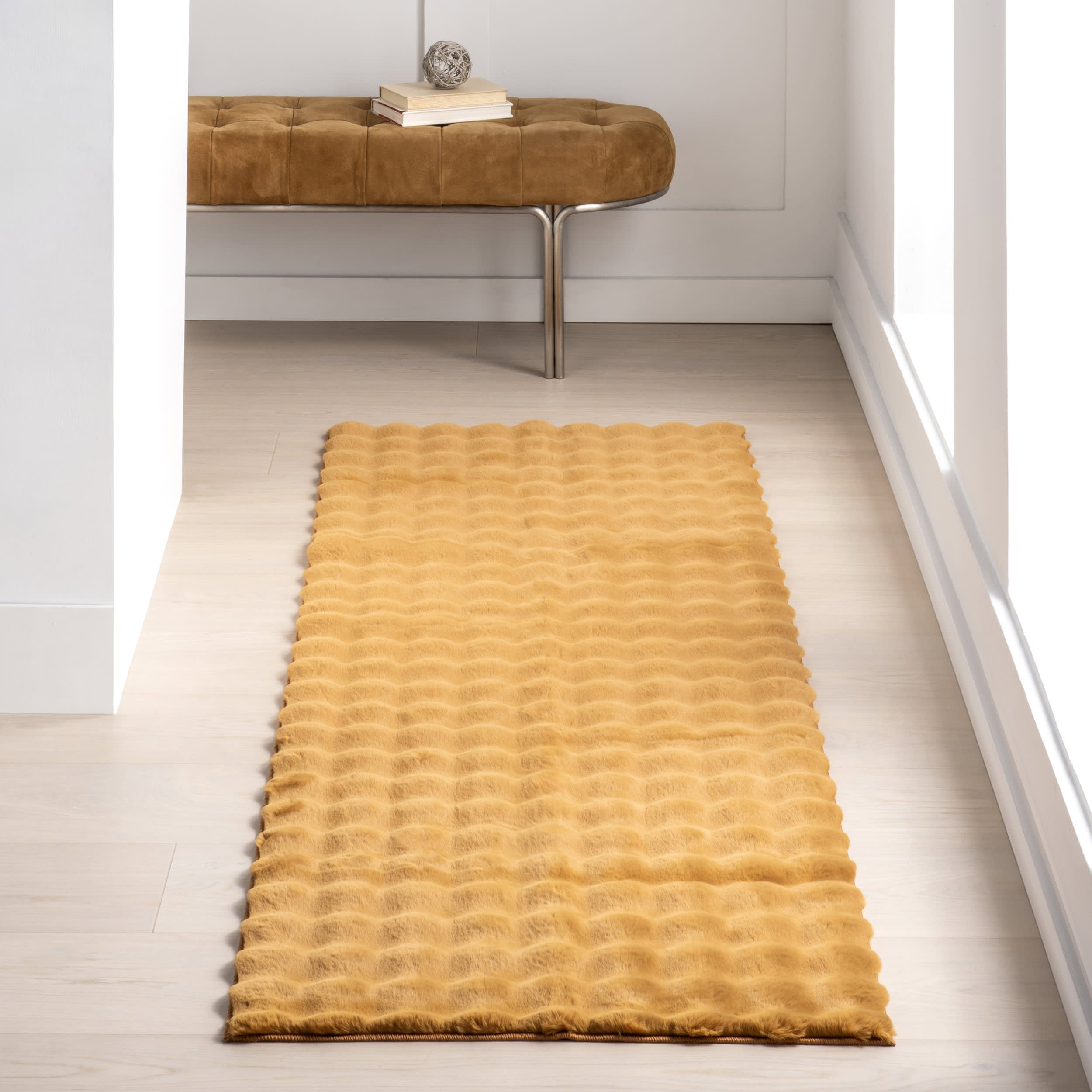 Ivana Checkered Plush Cloud Washable Rug | Gold