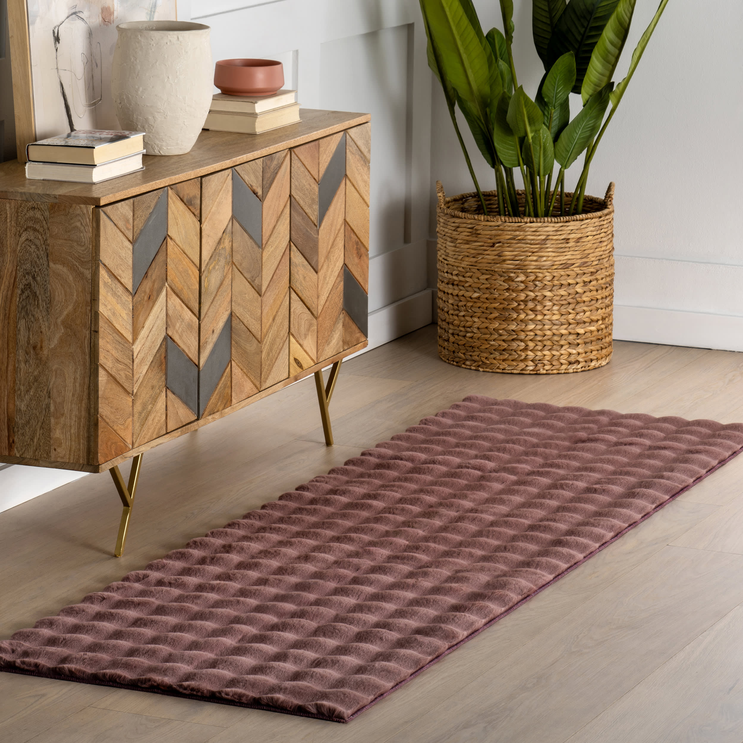 Ivana Checkered Plush Cloud Washable Rug | Burgundy