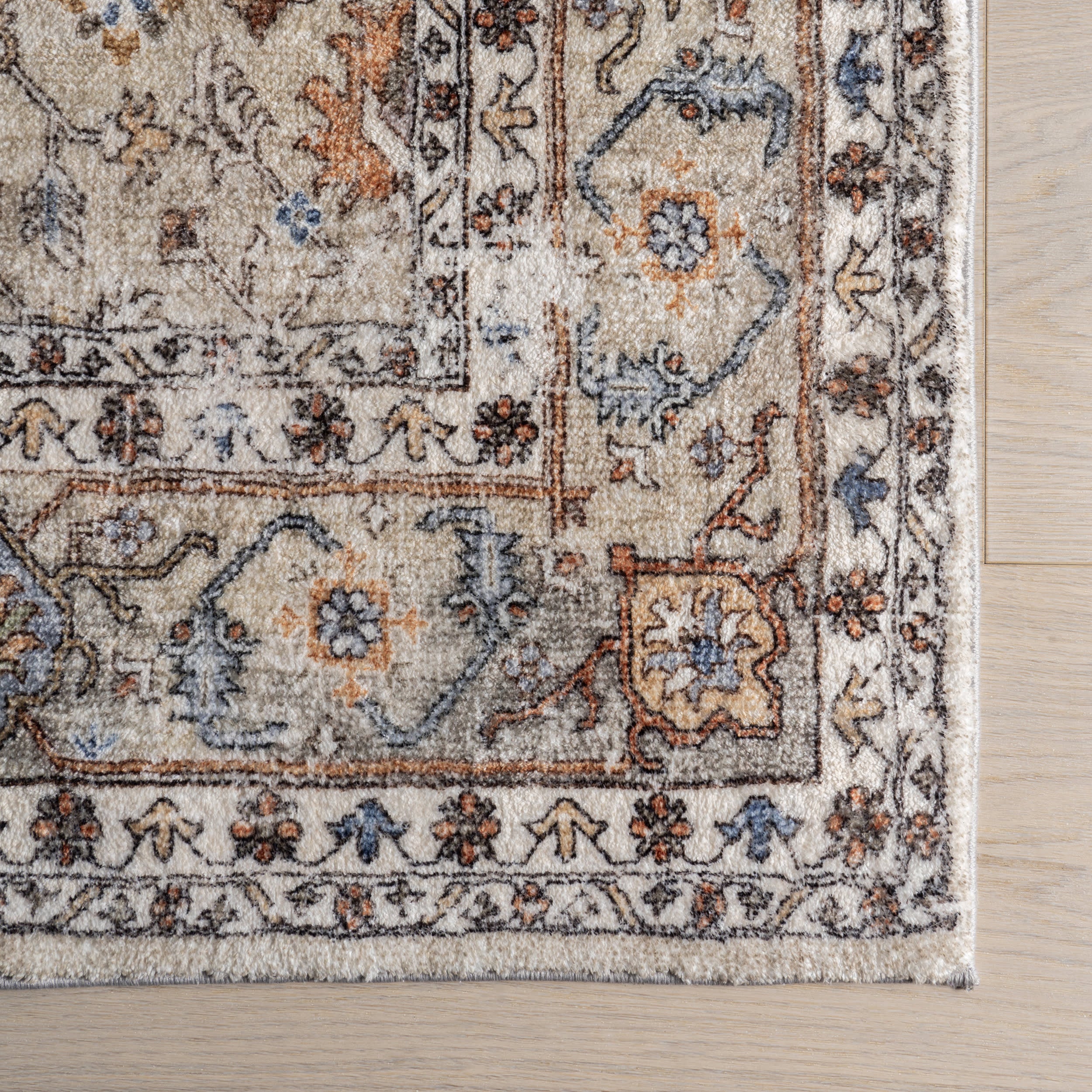 Yuna Medallion Washable Rug | Beige