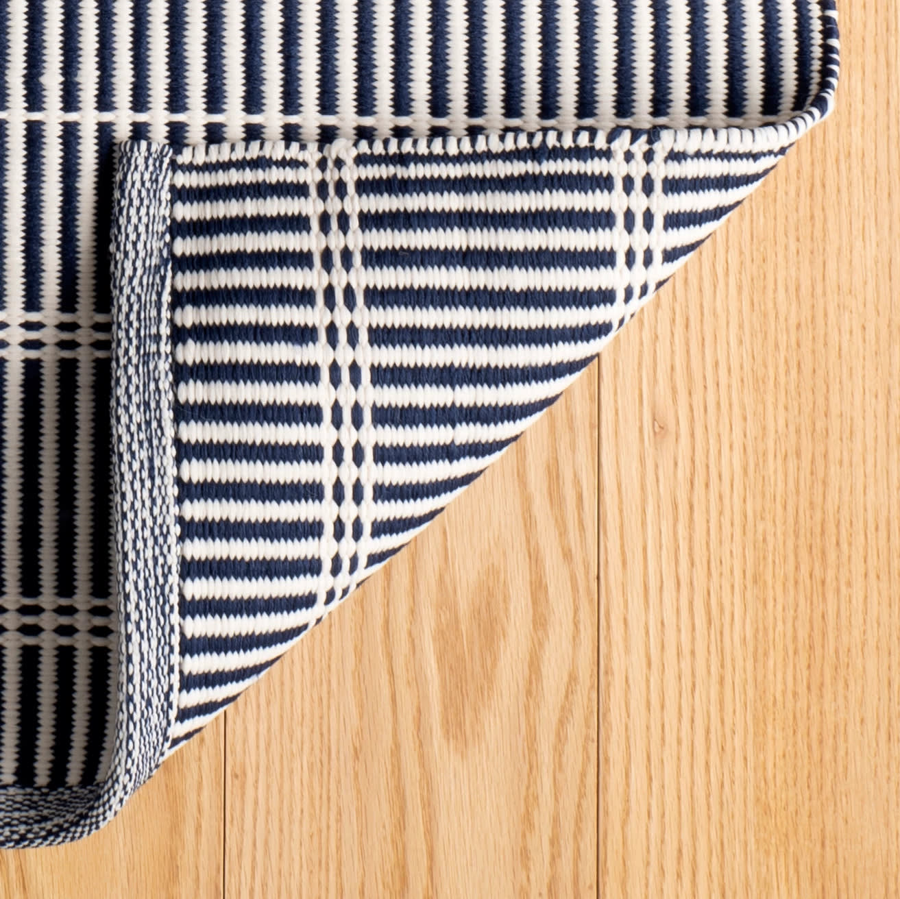 Marlo Navy Handwoven Indoor/Outdoor Rug