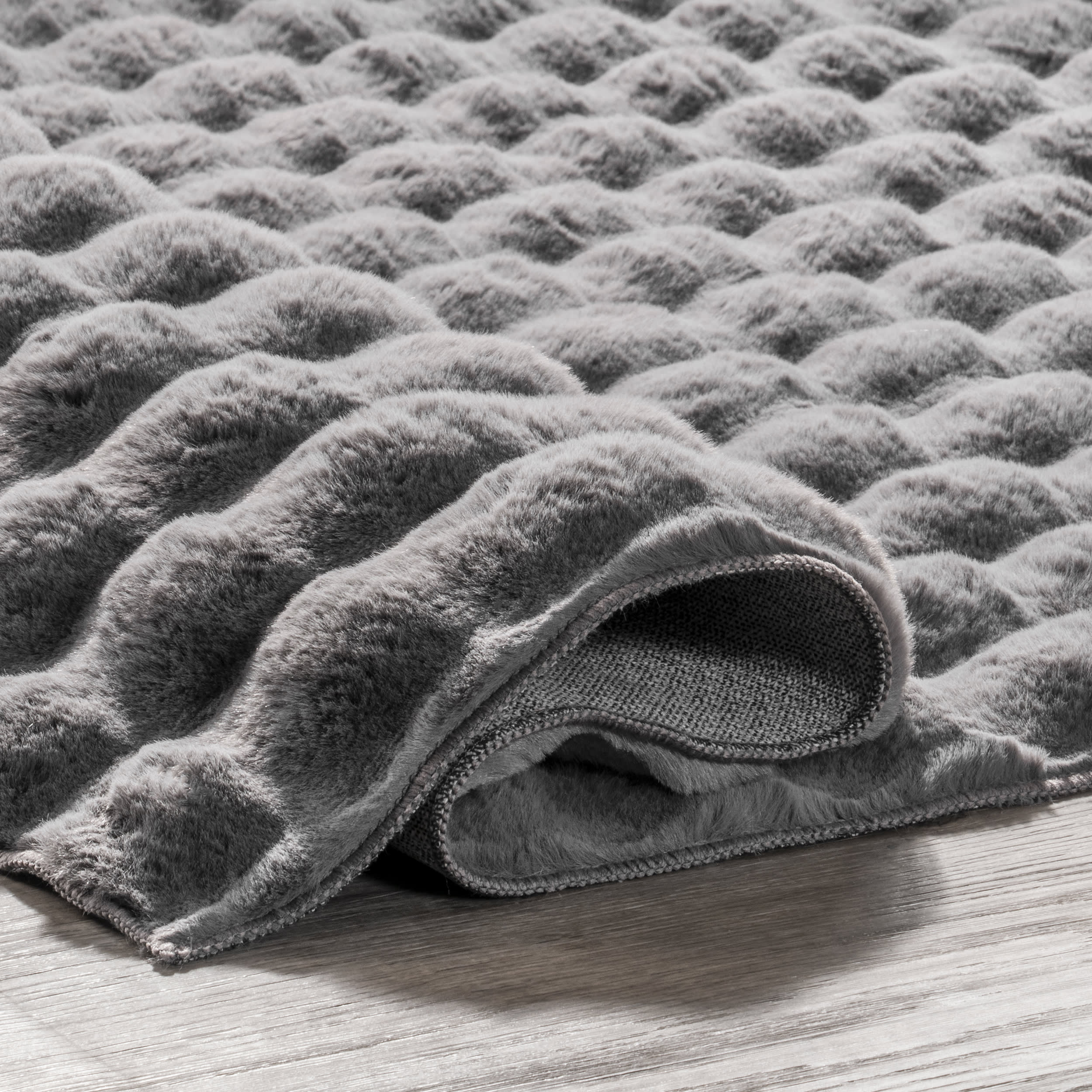 Ivana Checkered Plush Cloud Washable Rug | Dark Grey