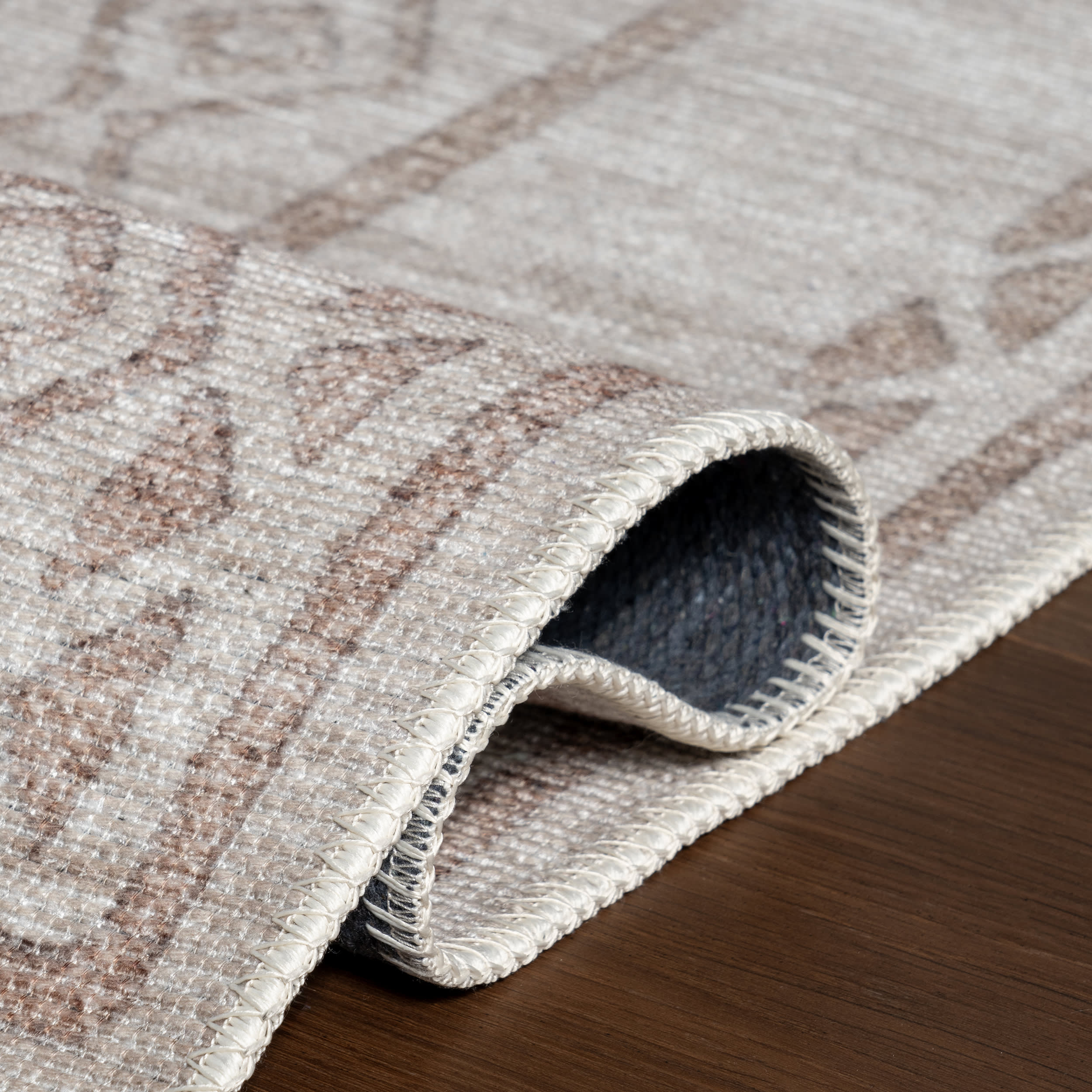 Justice Trellis Washable Rug | Taupe