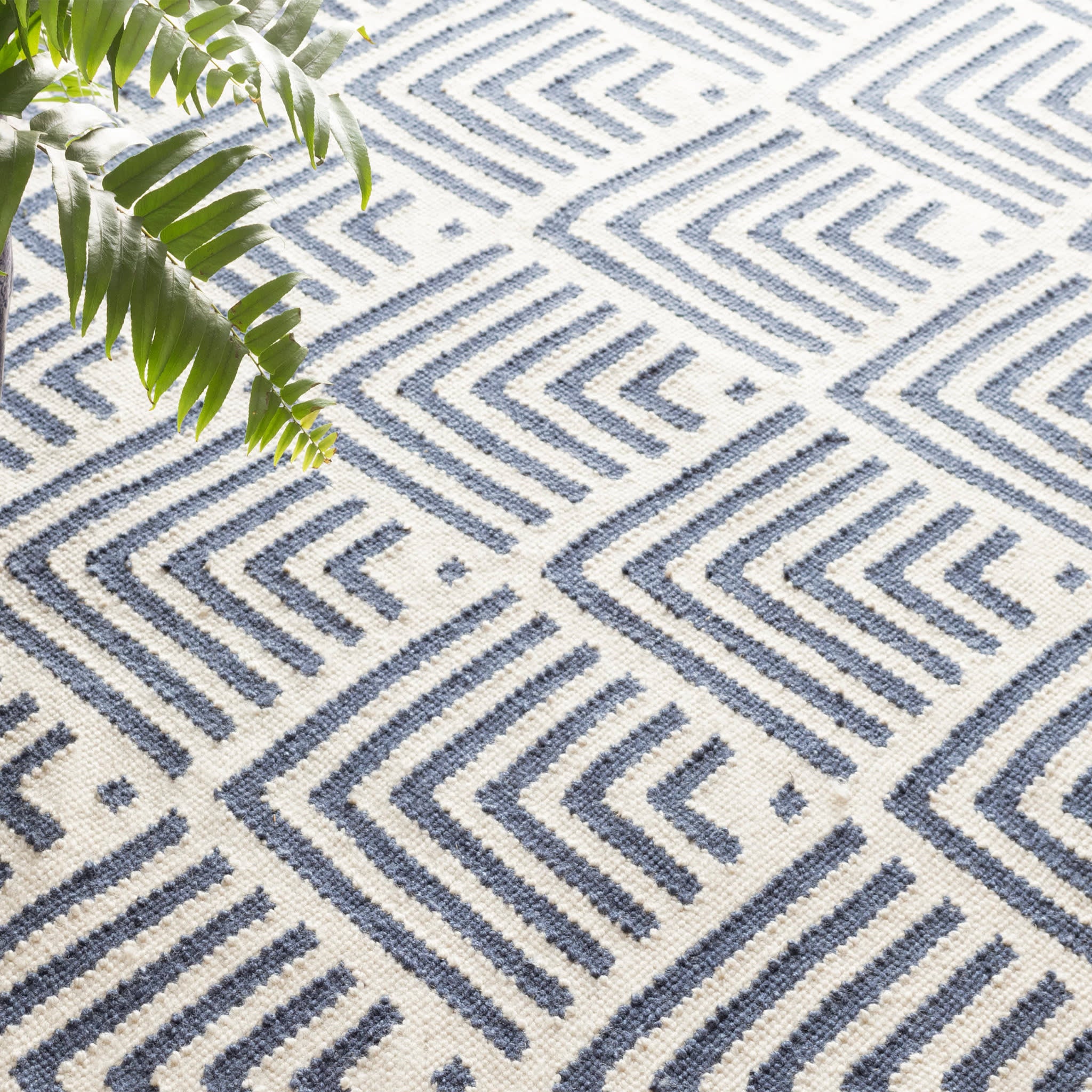 Cleo Navy Handwoven Indoor/Outdoor Rug