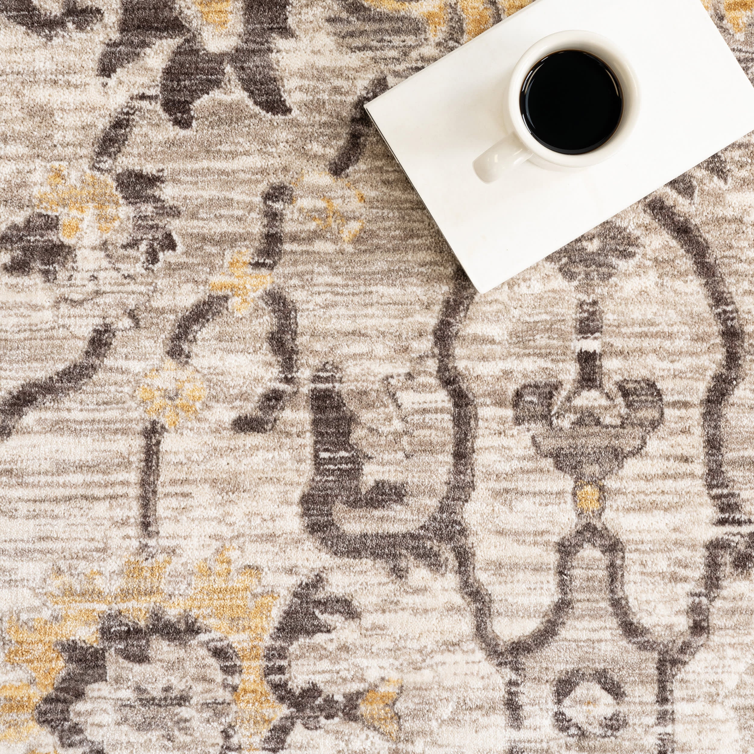 Maia Medallion Rug | Beige