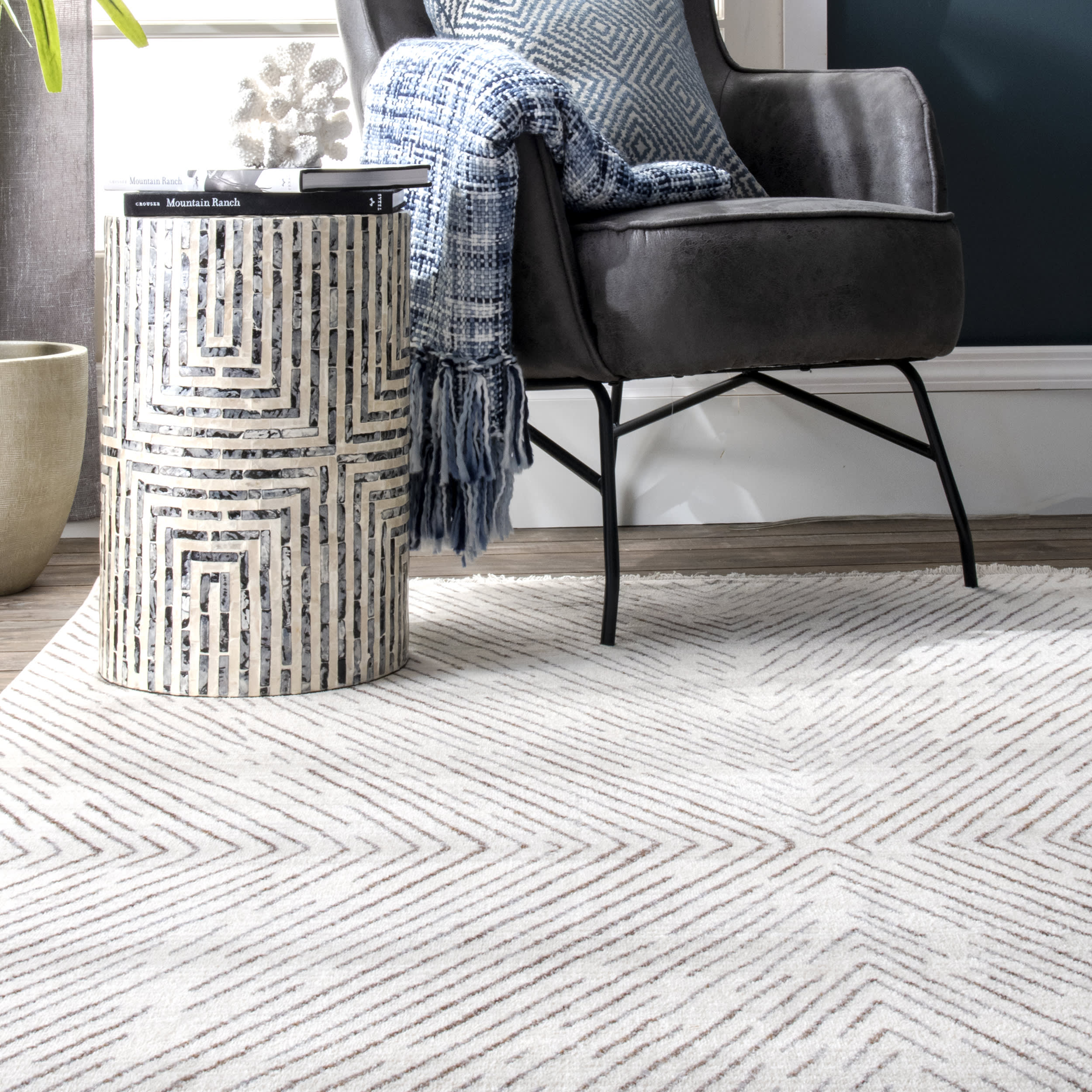 Broken Chevrons Rug | Beige