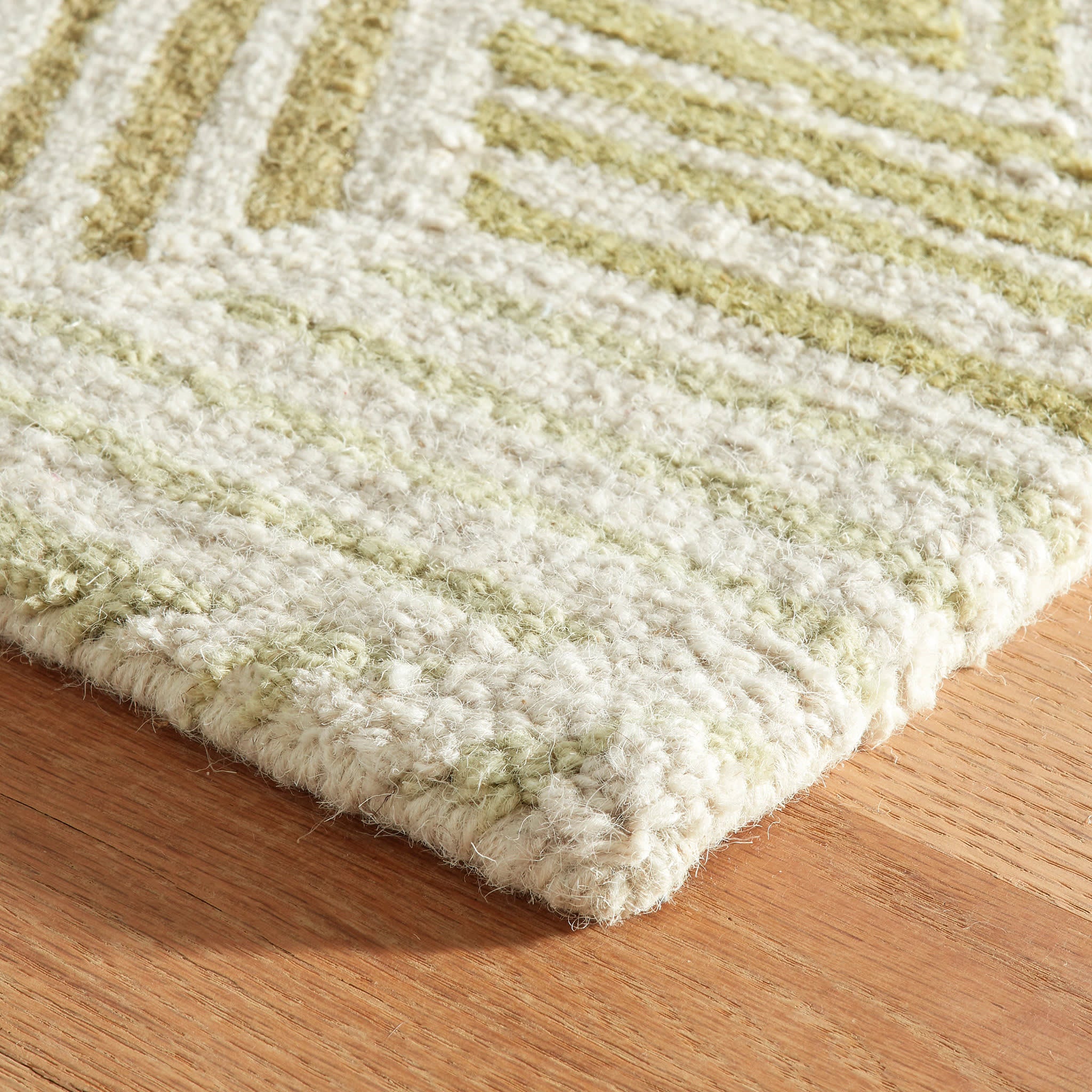 Karari Moss Hand Hooked Wool Rug