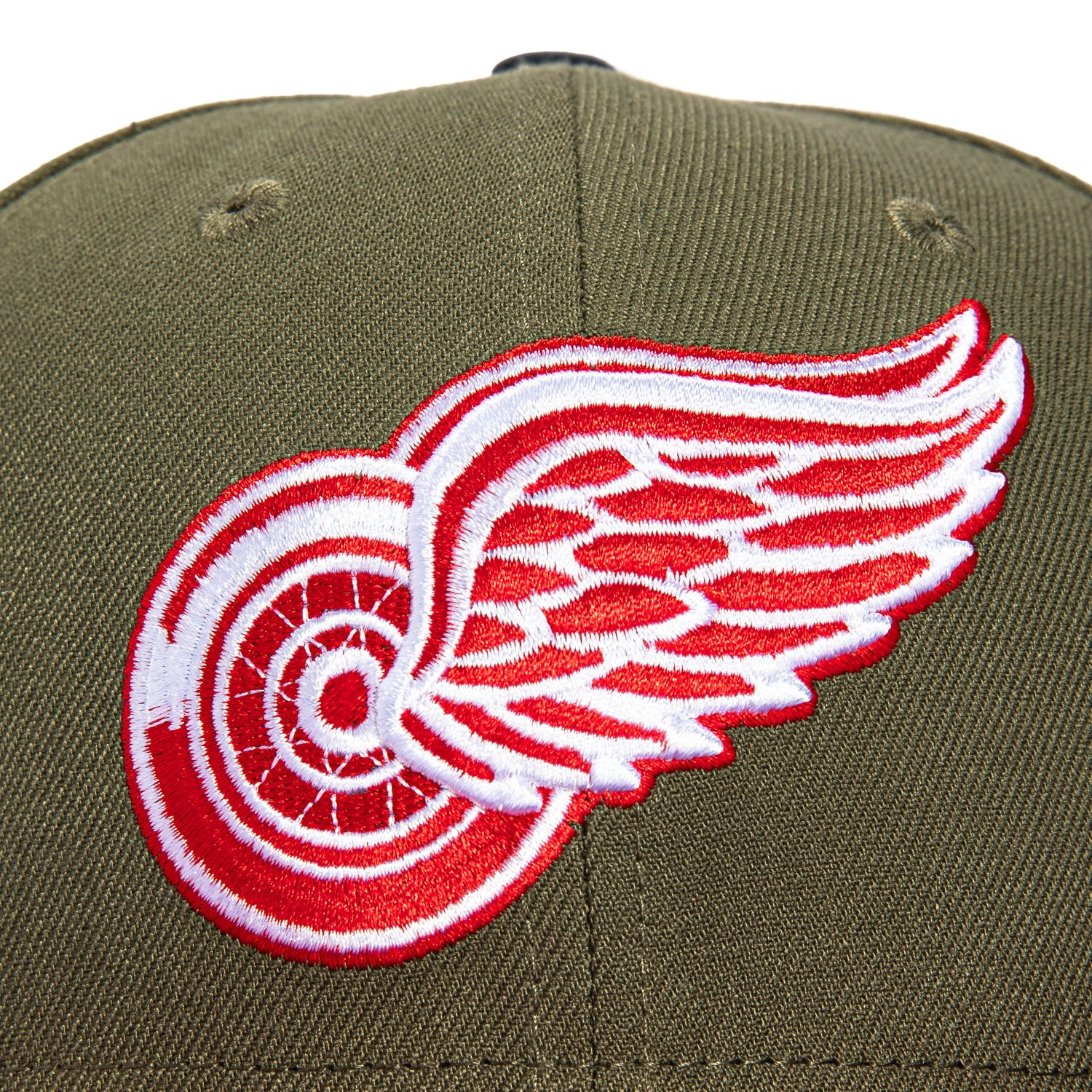 New Era 59Fifity Detroit Red Wings Logo Patch Hat - Olive, Cardinal