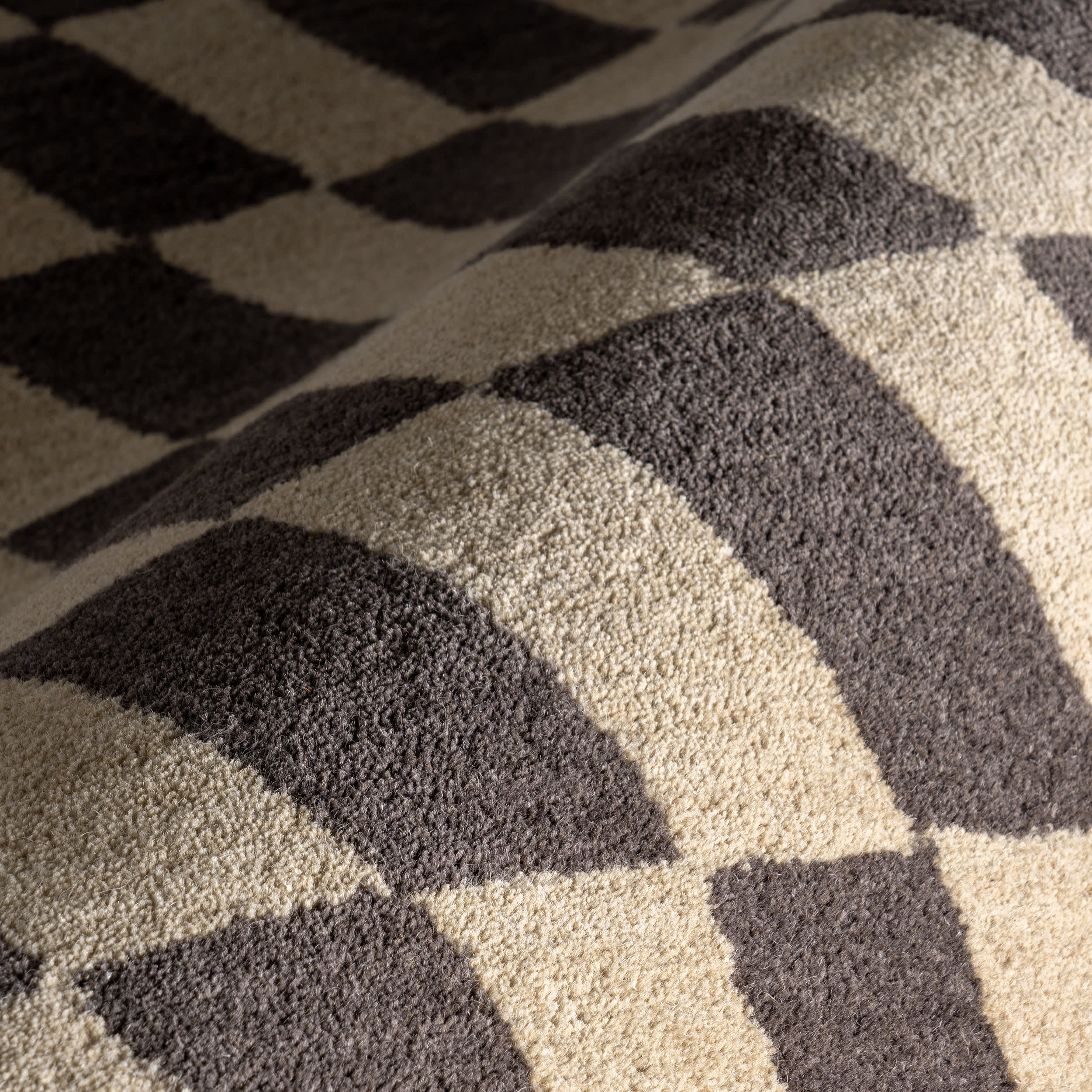 Kai Checkerboard Wool Rug | Grey