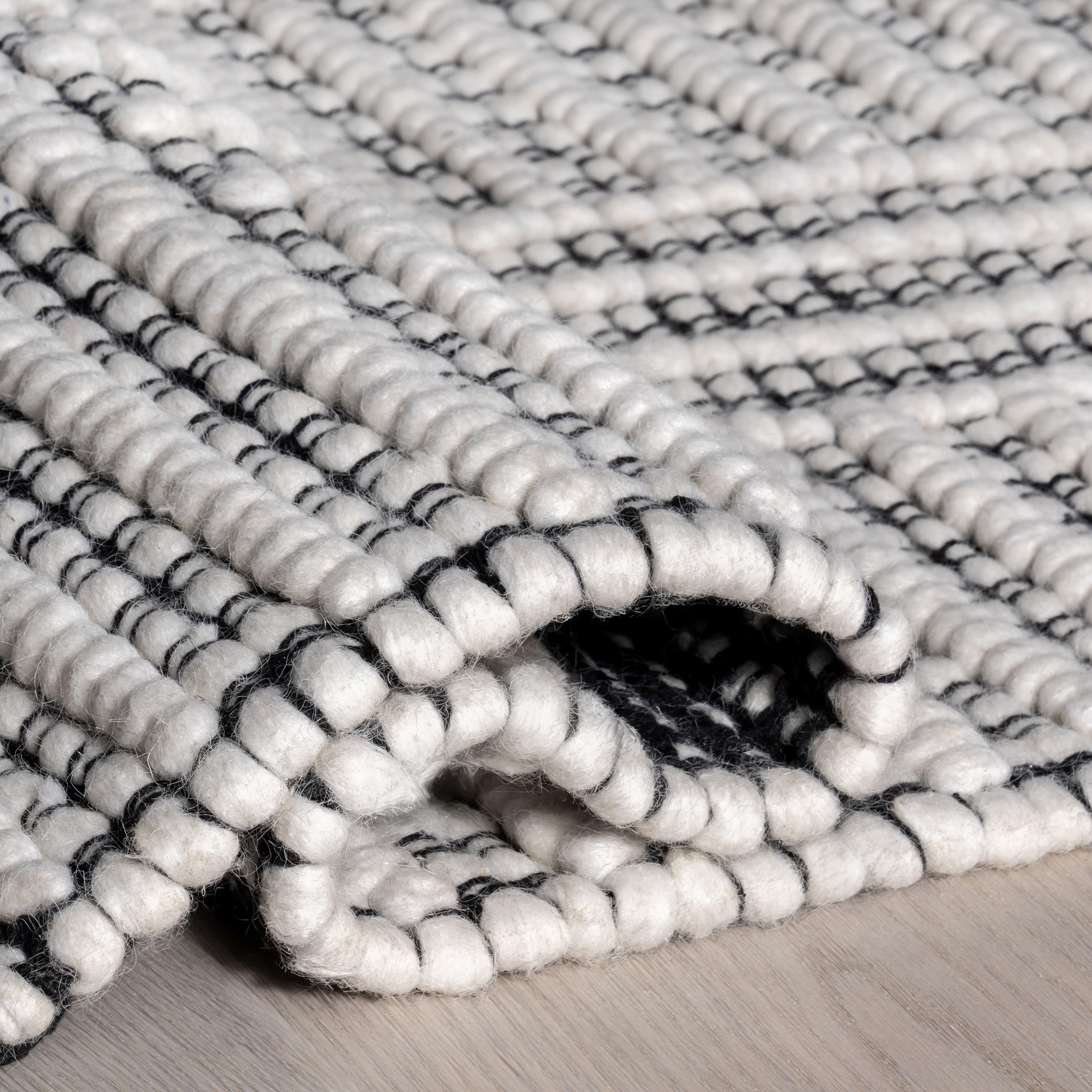 Devon Wool Rug | Ivory