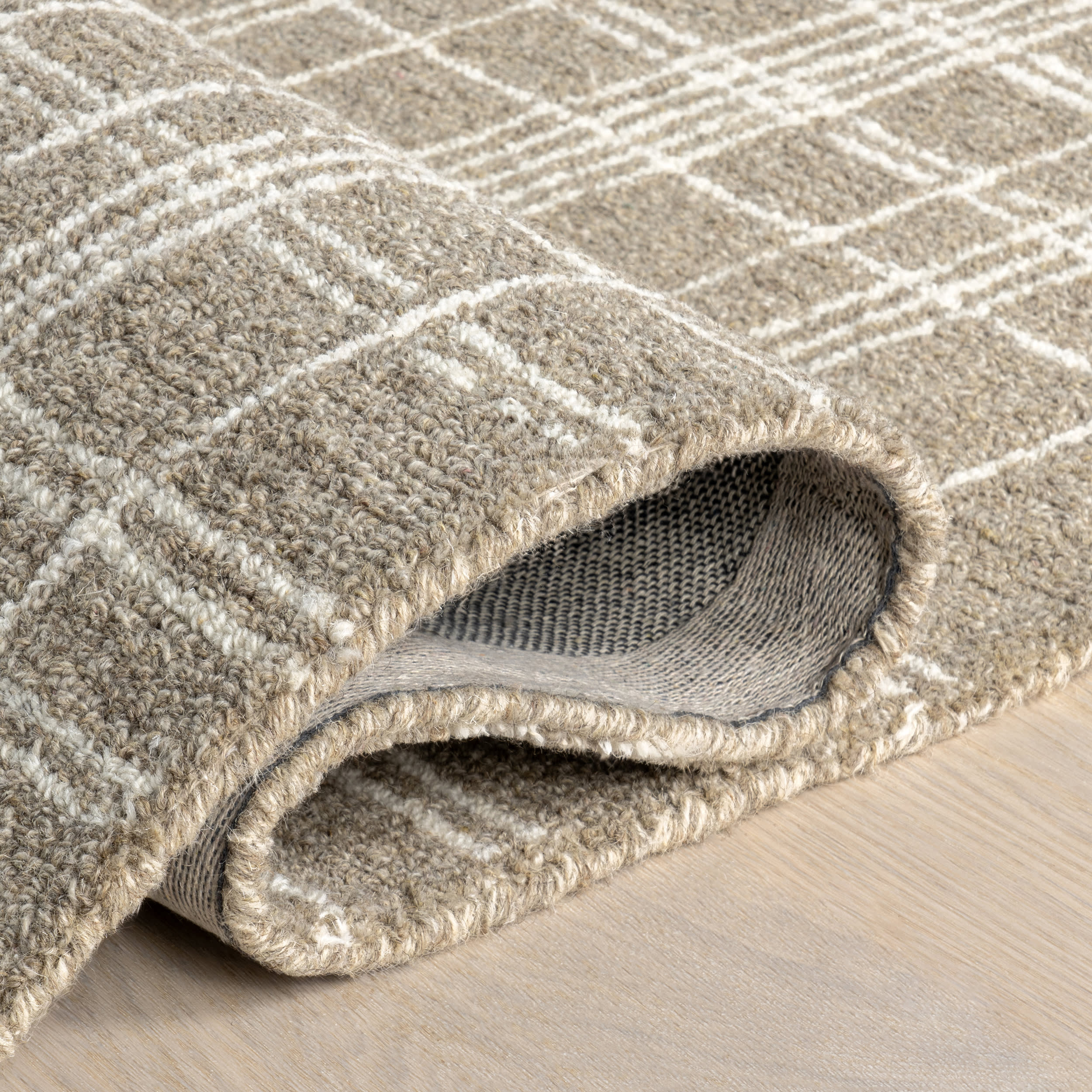 Valery Plaid Rug | Sand