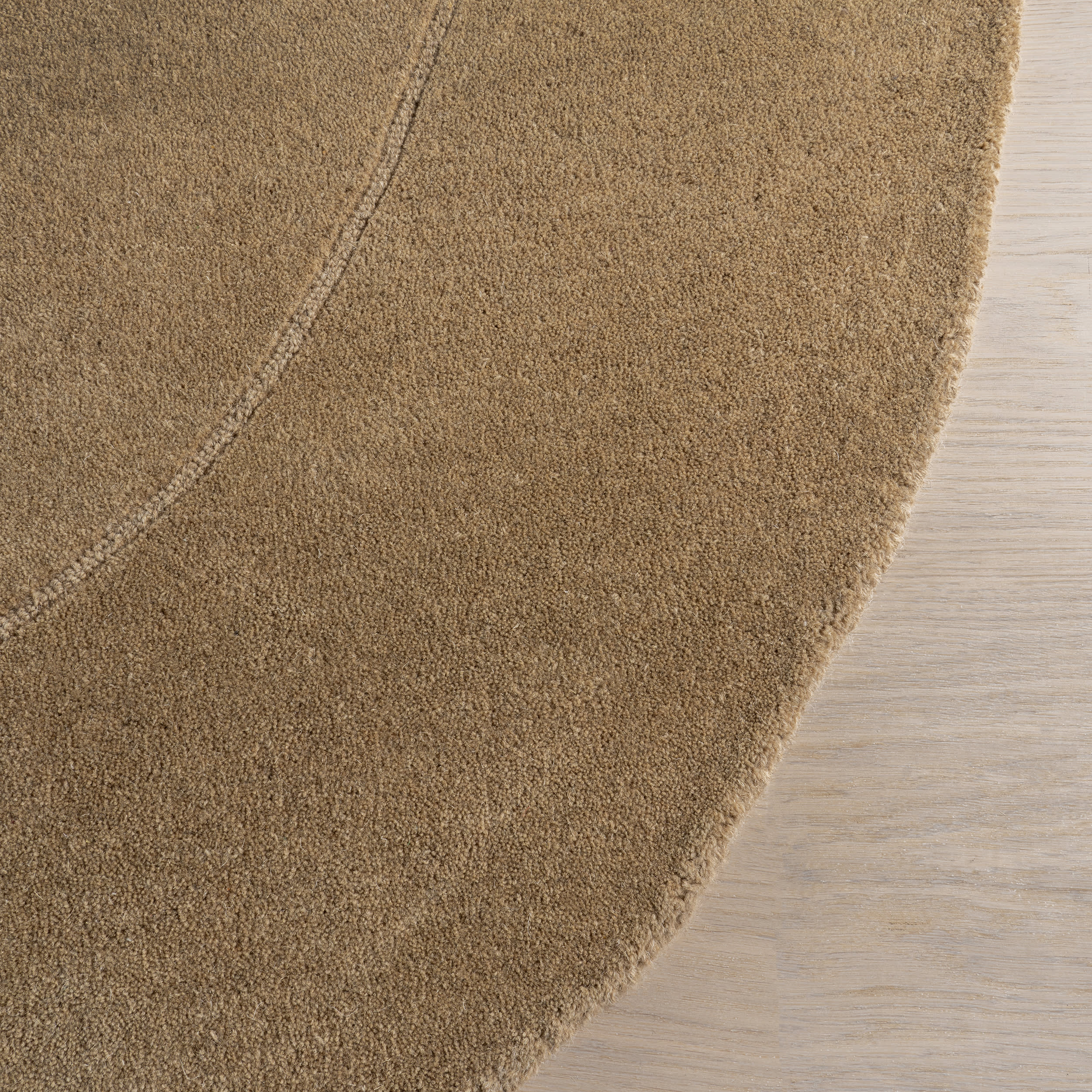 Venace Abstract Wool Rug | Brown