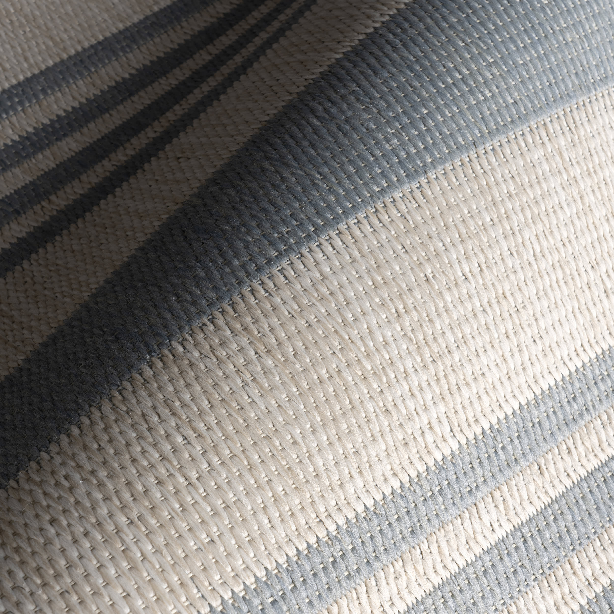 Regency Stripes Indoor/Outdoor Rug | Light Grey