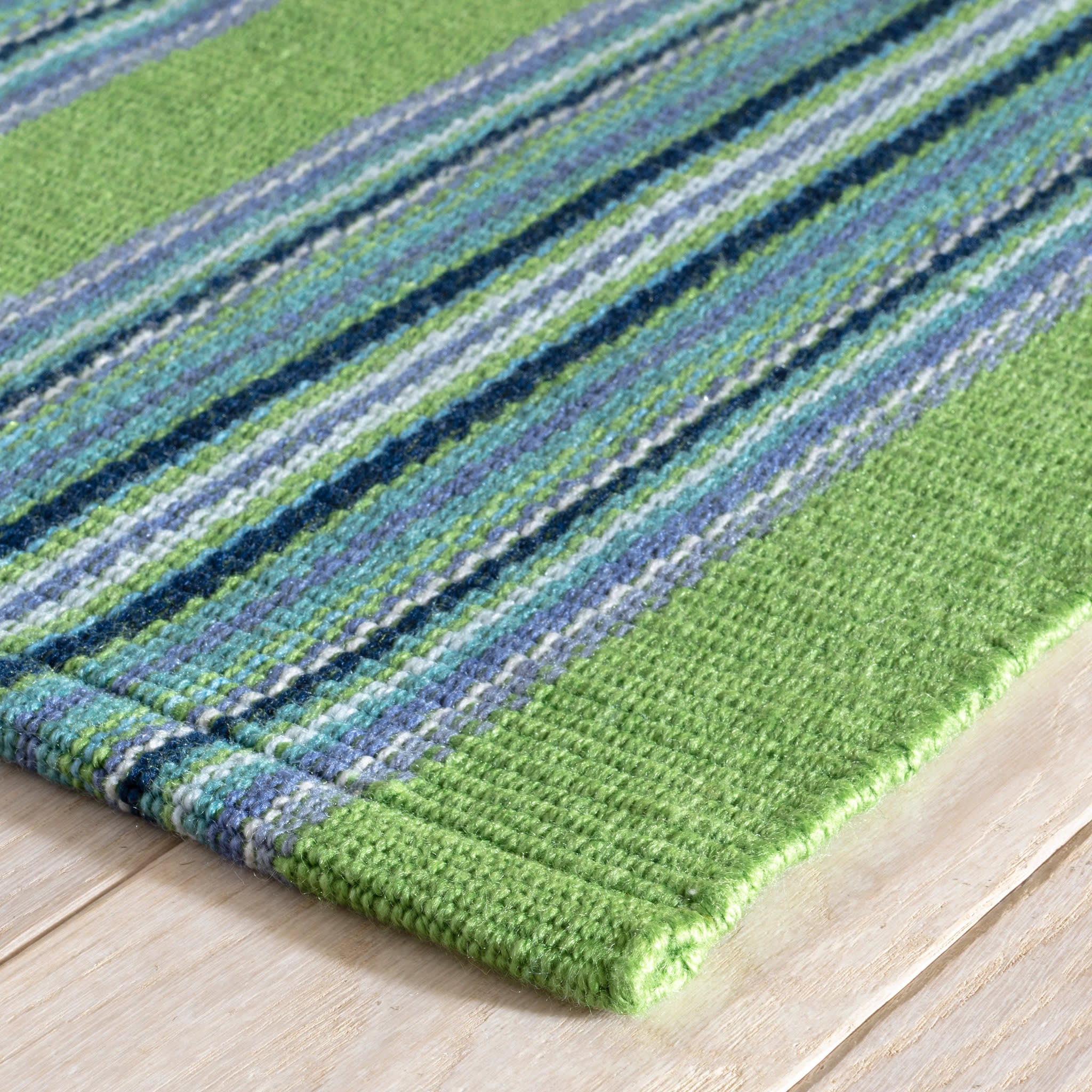 Road Runner Green Handwoven Indoor/Outdoor Rug