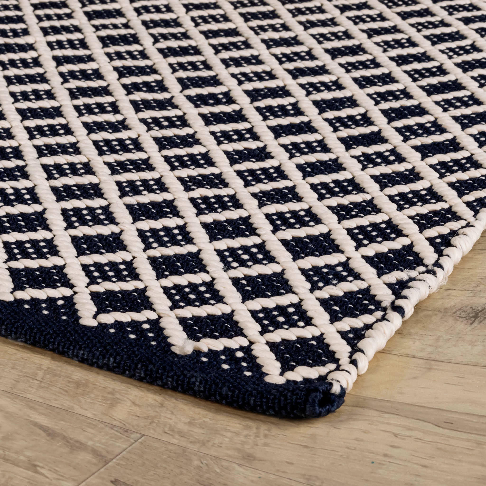 Trellis Navy Handwoven Indoor/Outdoor Rug