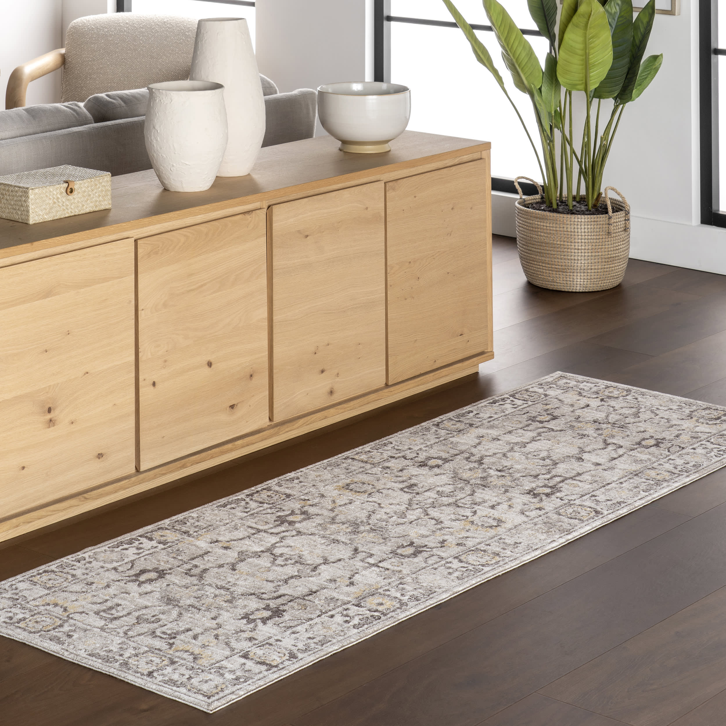 Maia Medallion Rug | Beige