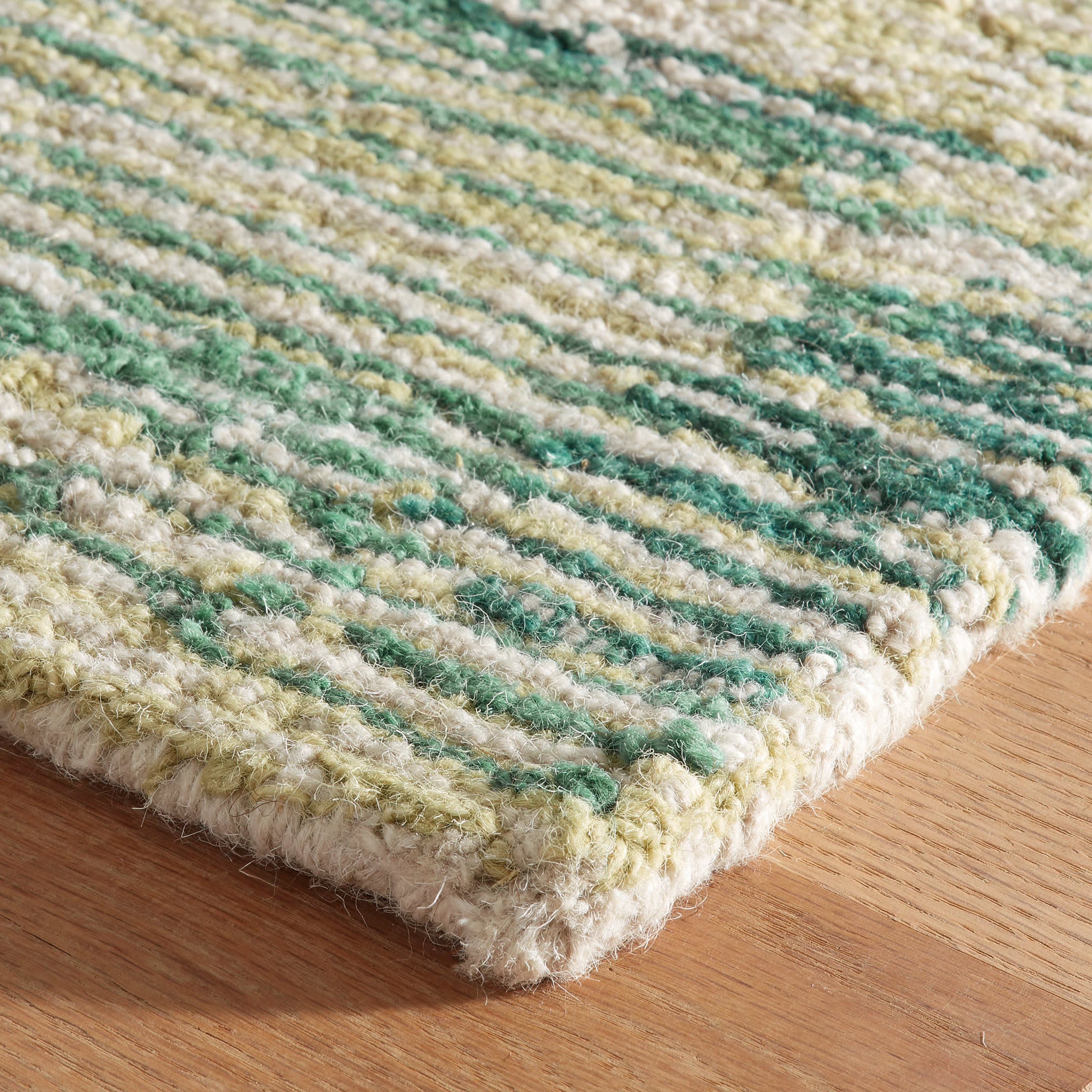 Ladycross Green Hand Hooked Wool Rug