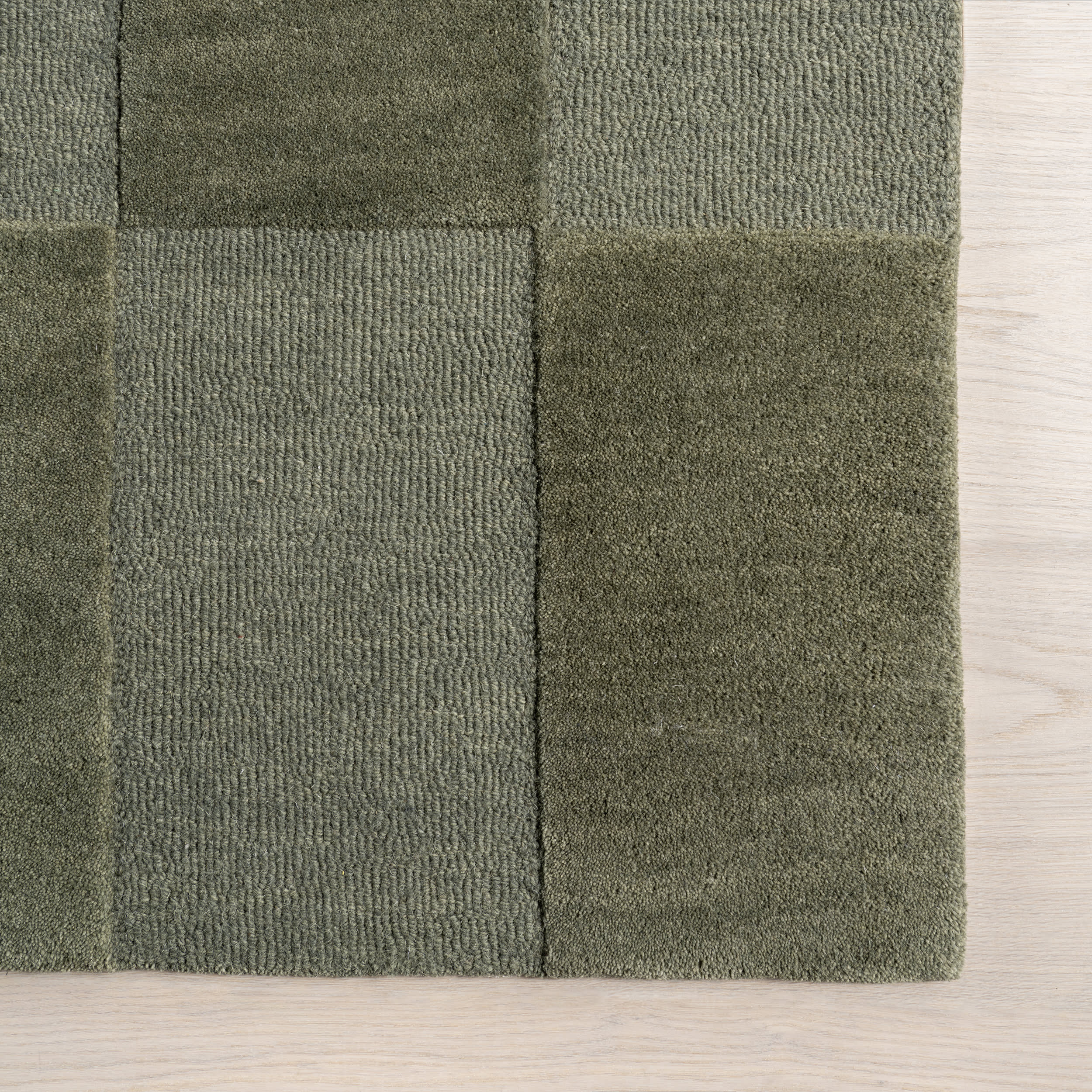 Elliot Wool Rug | Olive