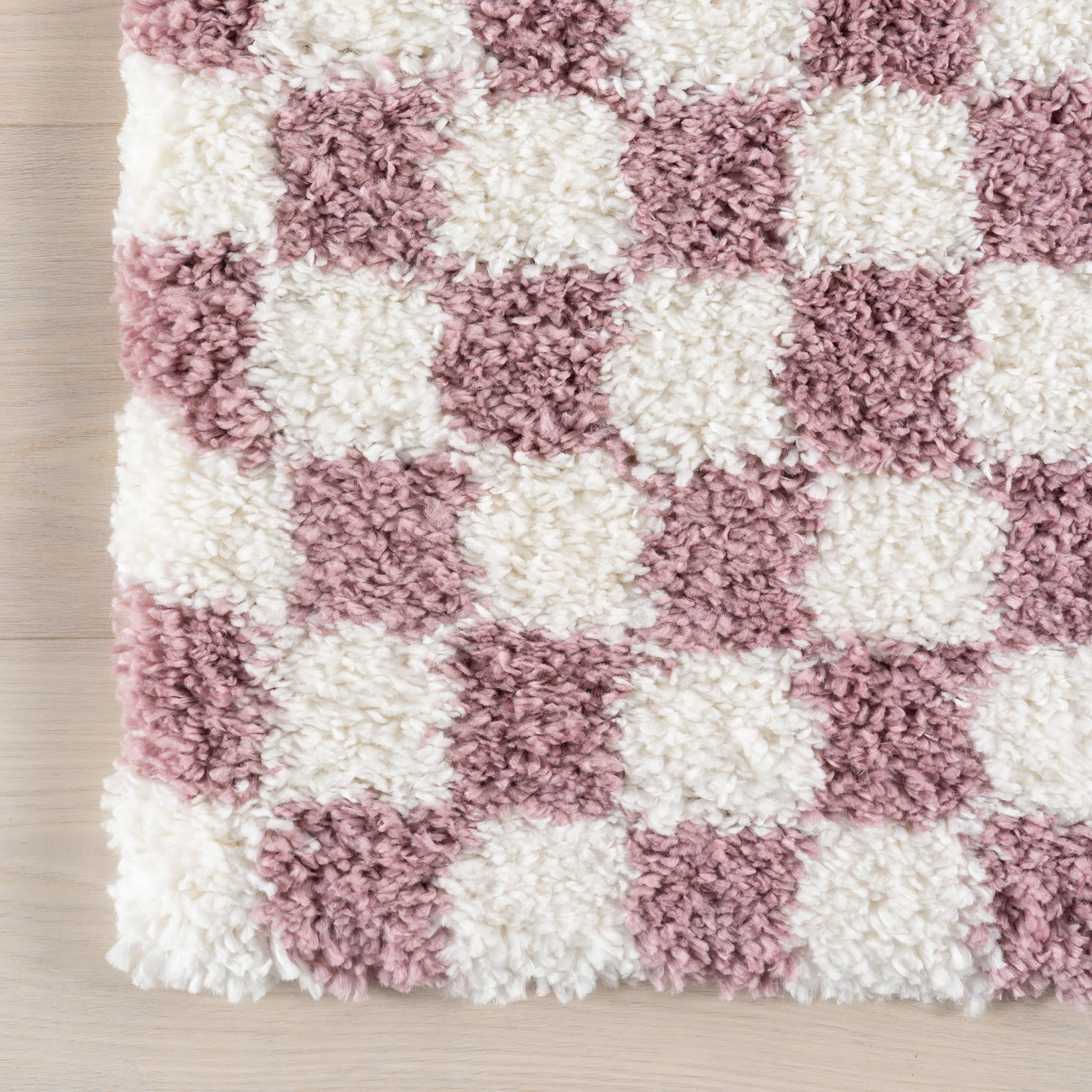 Bettie Retro Checkered Shag Rug | Pink