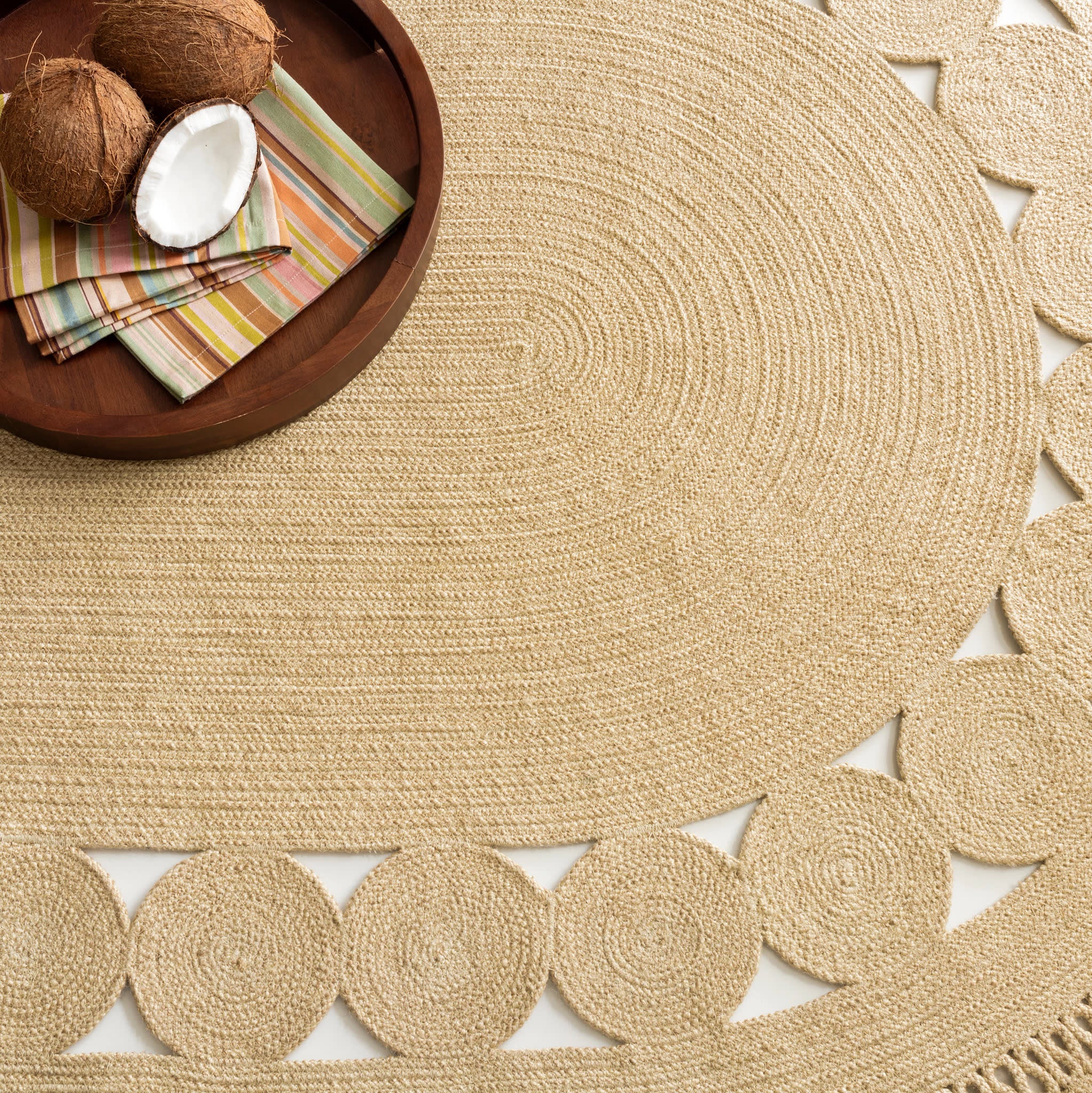 Reef Natural Handwoven Indoor/Outdoor Oval Rug